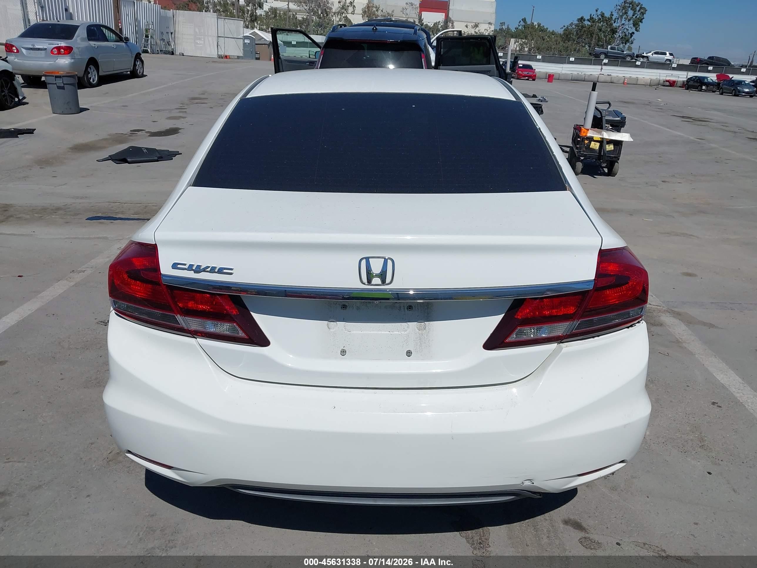 2015 Honda Civic Lx White vin: 19XFB2F59FE270928