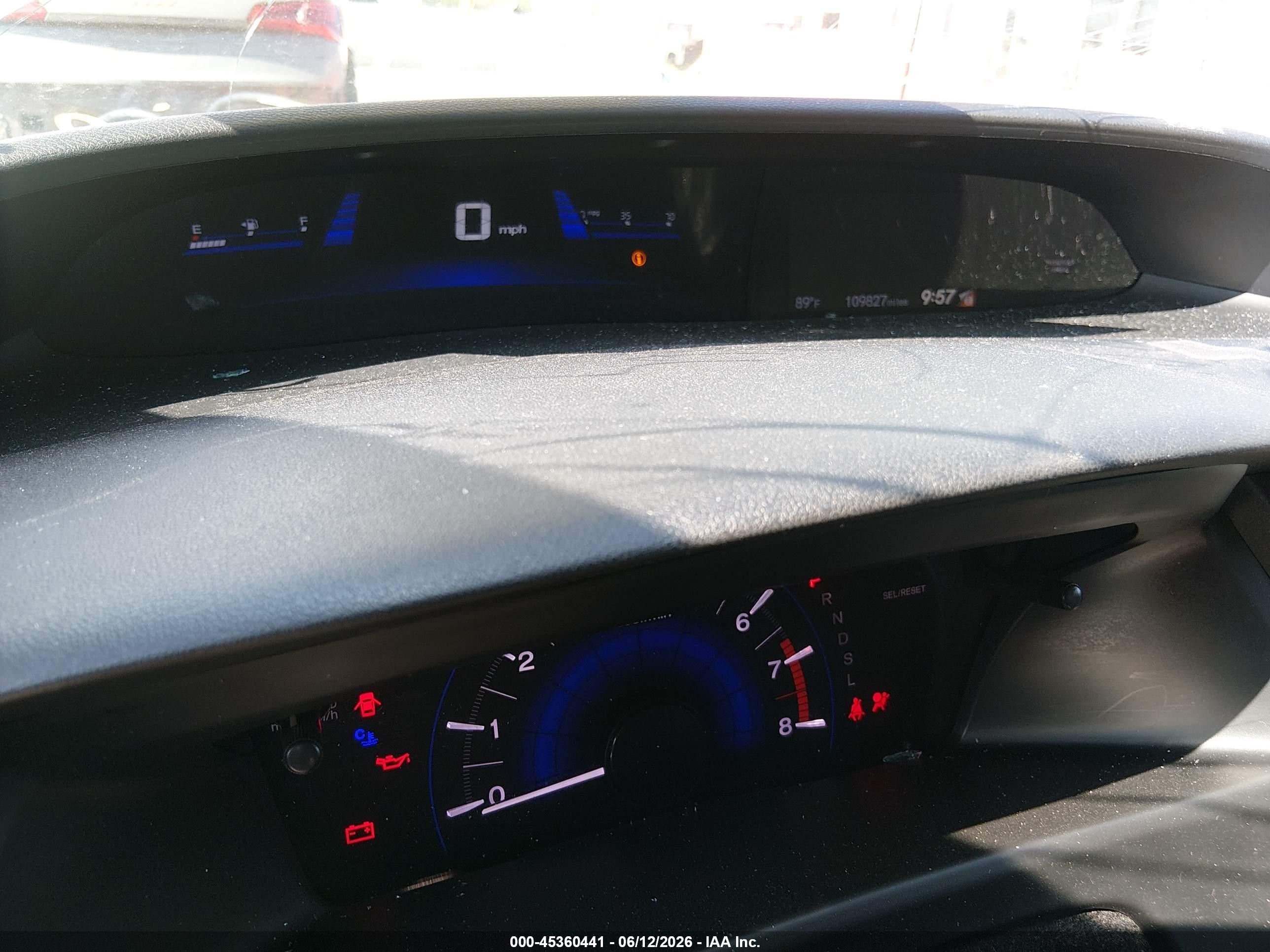2015 Honda Civic Lx Silver vin: 19XFB2F59FE283176