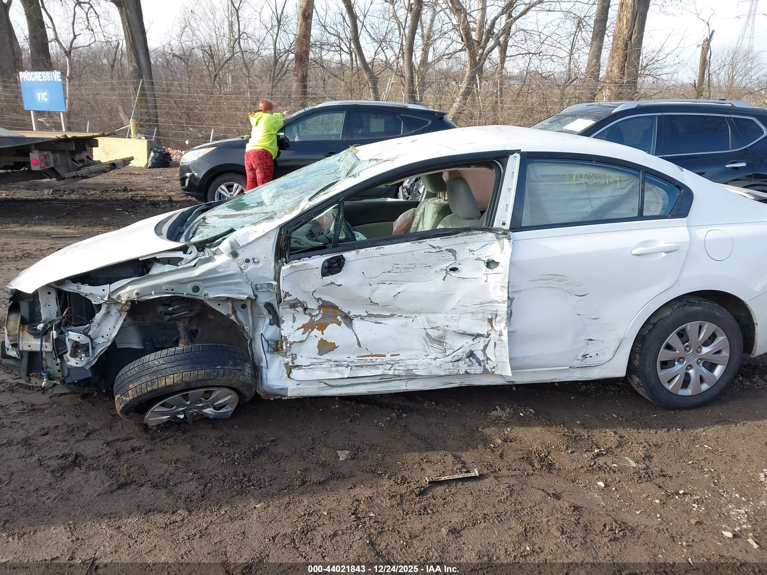 2012 Honda Civic Lx White vin: 19XFB2F5XCE016026