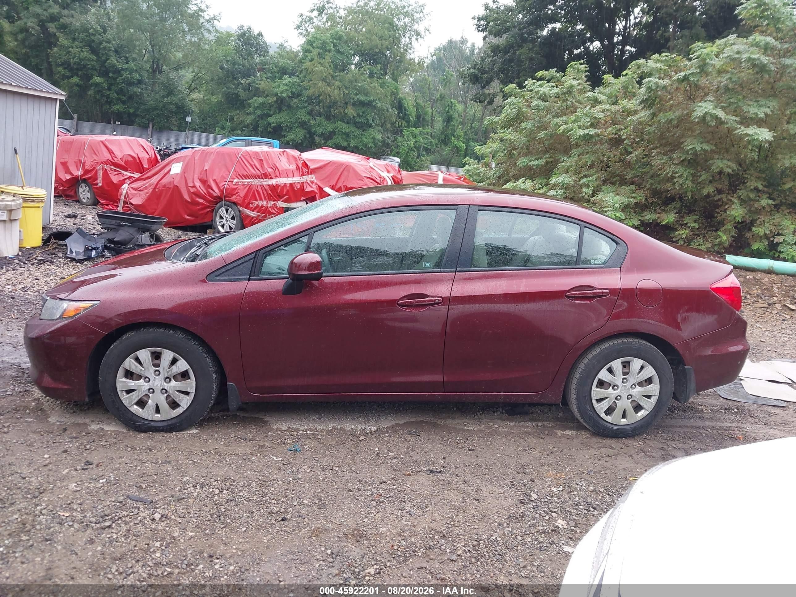 2012 Honda Civic Lx Красный vin: 19XFB2F5XCE031545