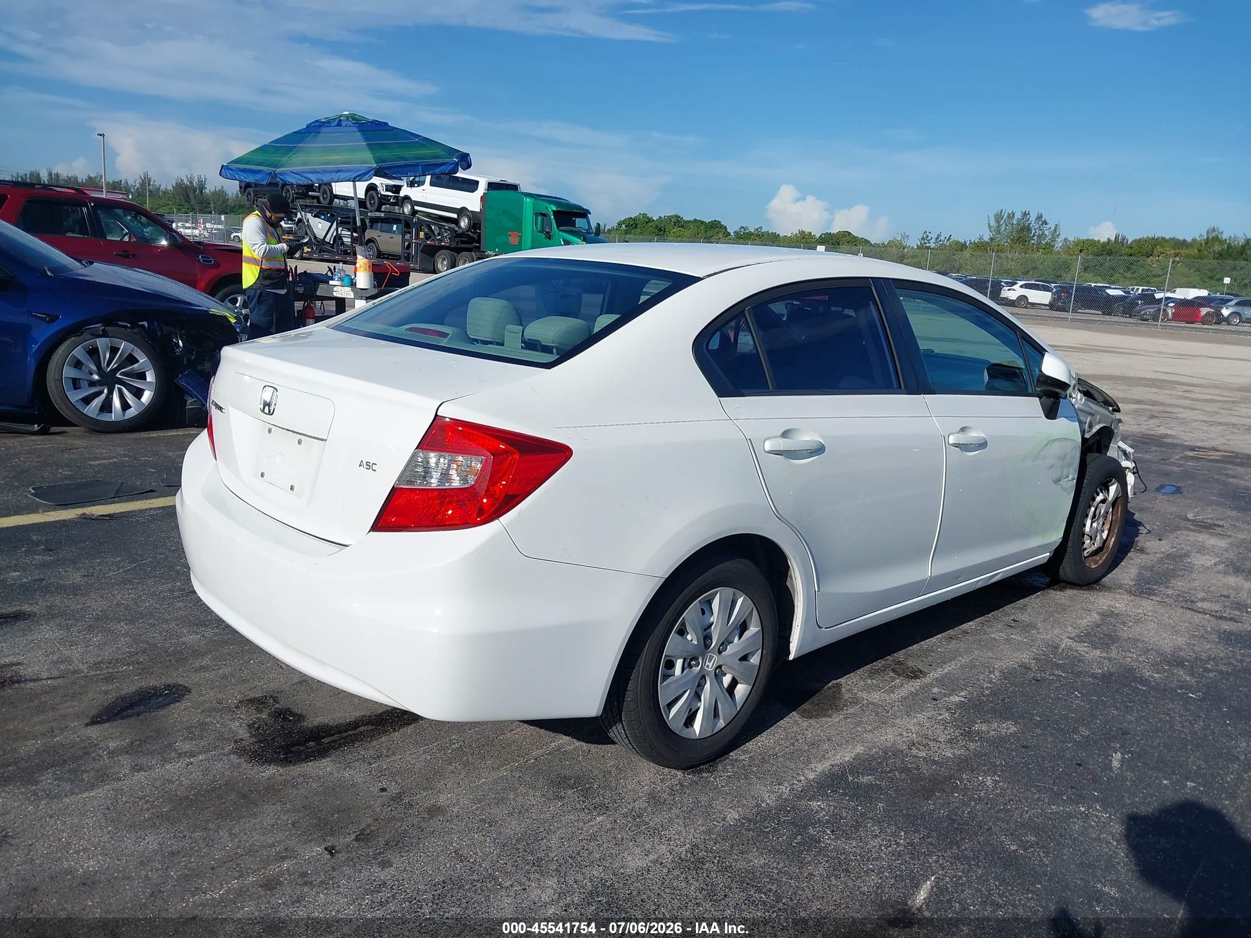 2012 Honda Civic Lx White vin: 19XFB2F5XCE037975