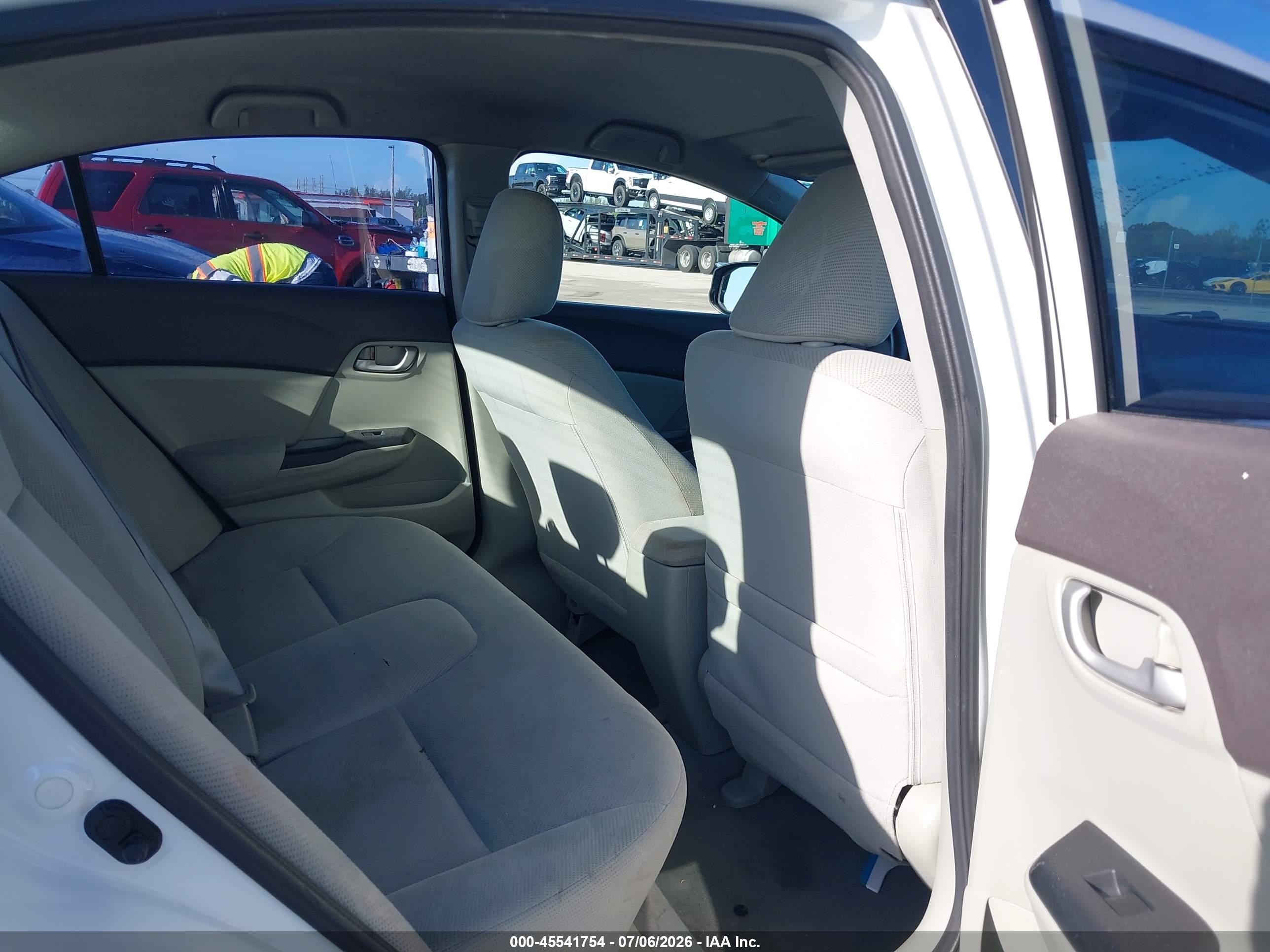 2012 Honda Civic Lx White vin: 19XFB2F5XCE037975