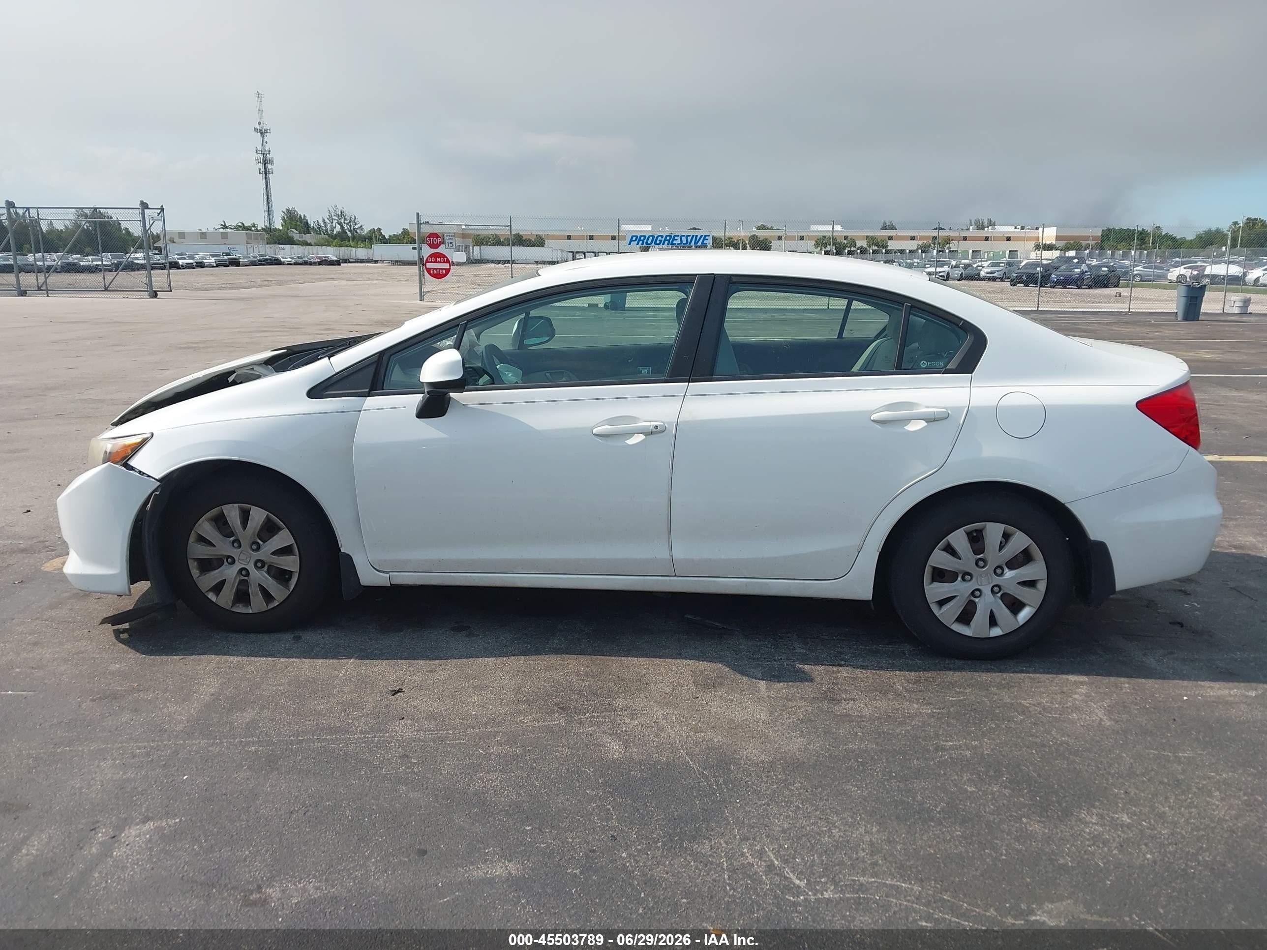 2012 Honda Civic Lx White vin: 19XFB2F5XCE052878