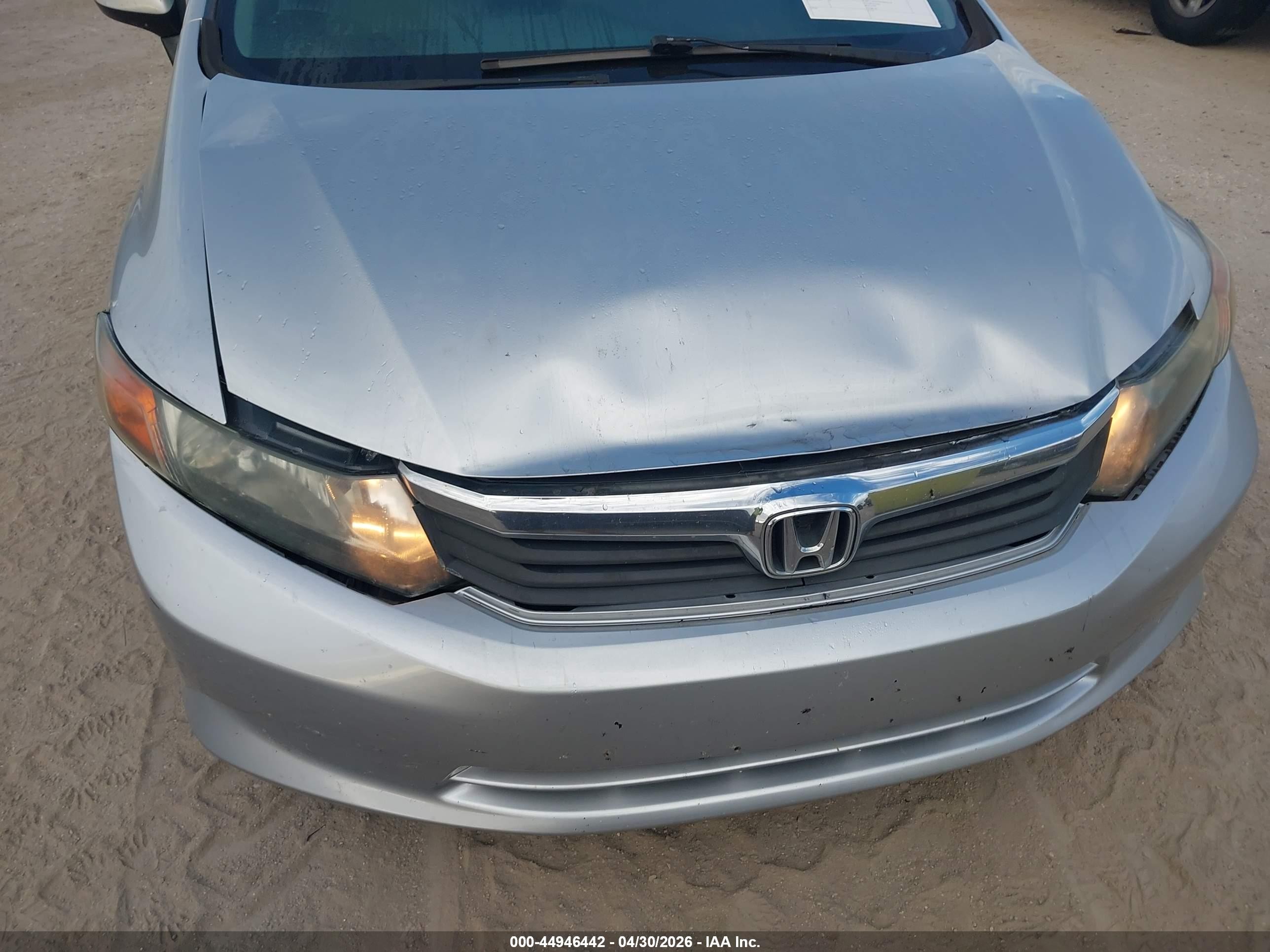 2012 Honda Civic Lx Silver vin: 19XFB2F5XCE074086