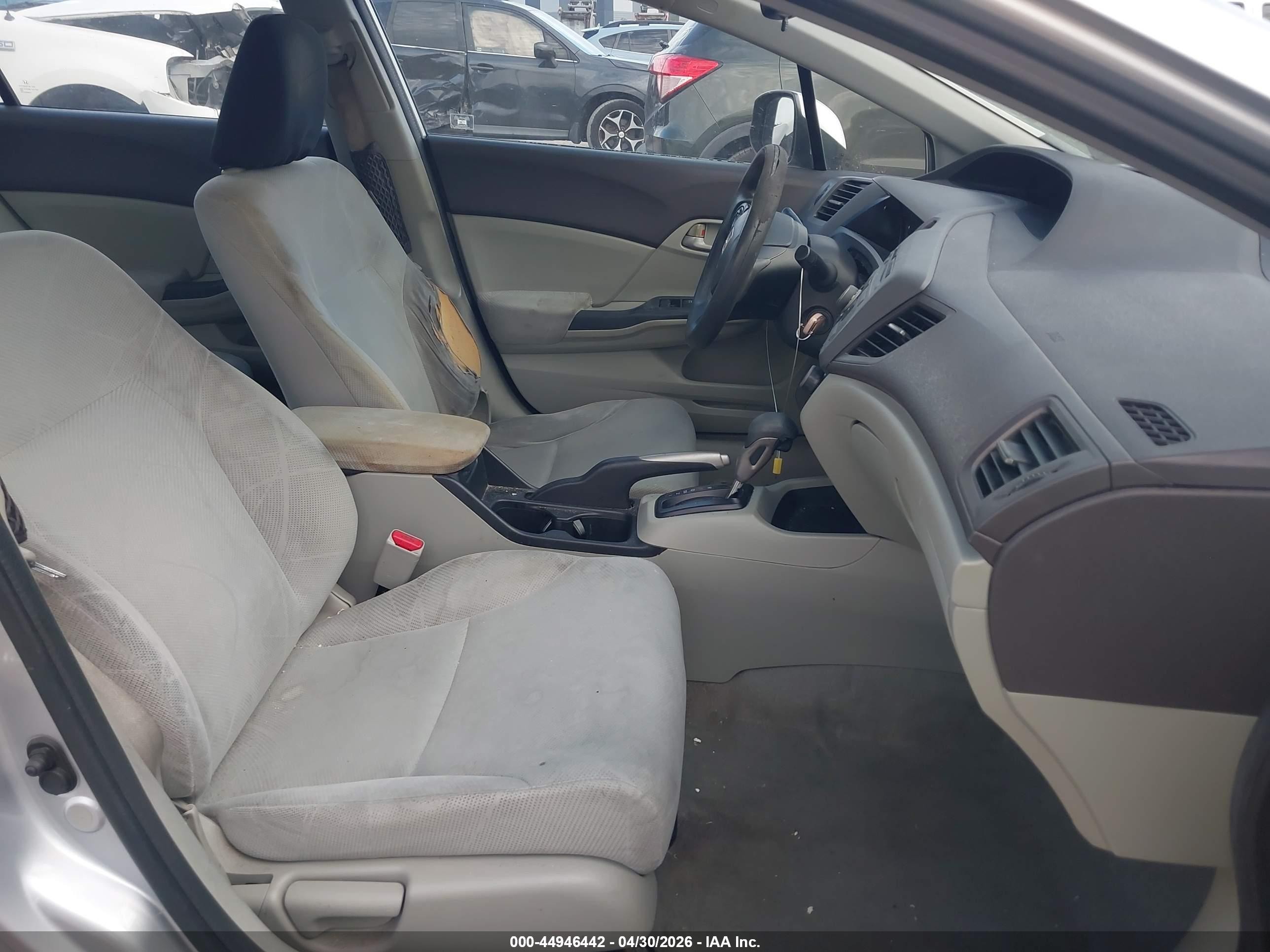 2012 Honda Civic Lx Silver vin: 19XFB2F5XCE074086