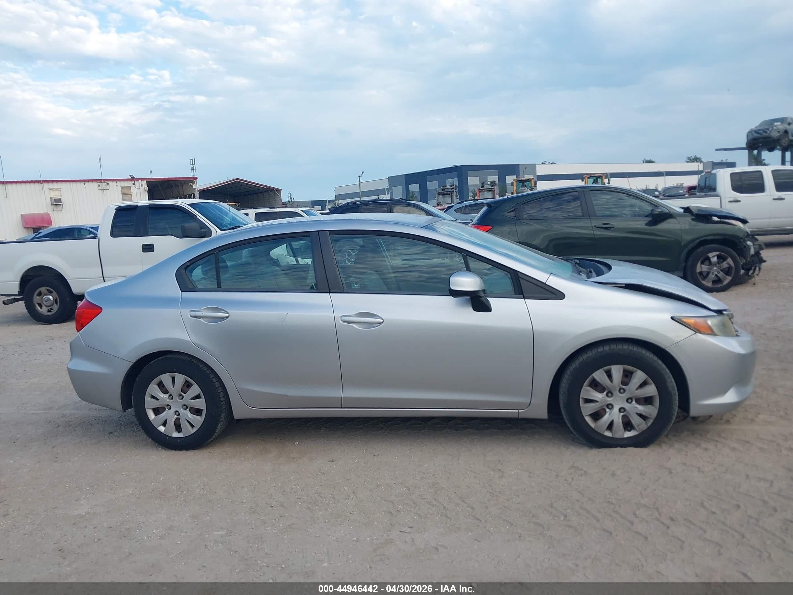 2012 Honda Civic Lx Silver vin: 19XFB2F5XCE074086