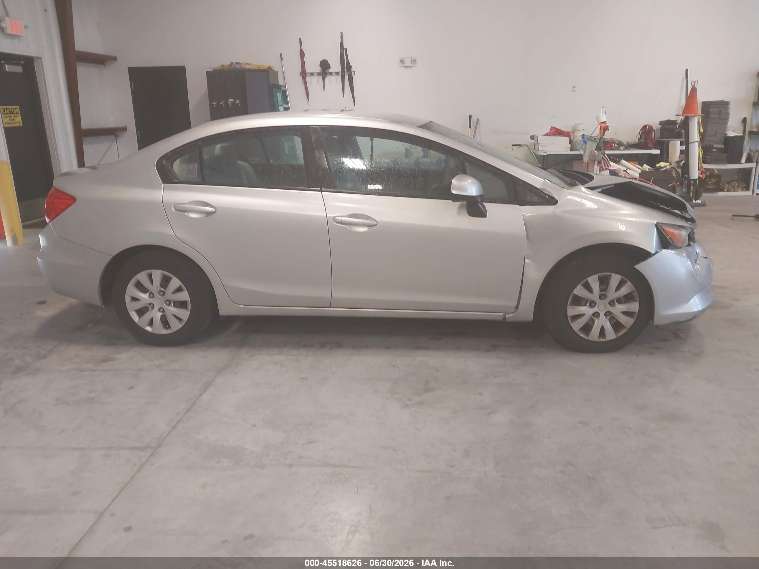 2012 Honda Civic Lx Серебряный vin: 19XFB2F5XCE075867