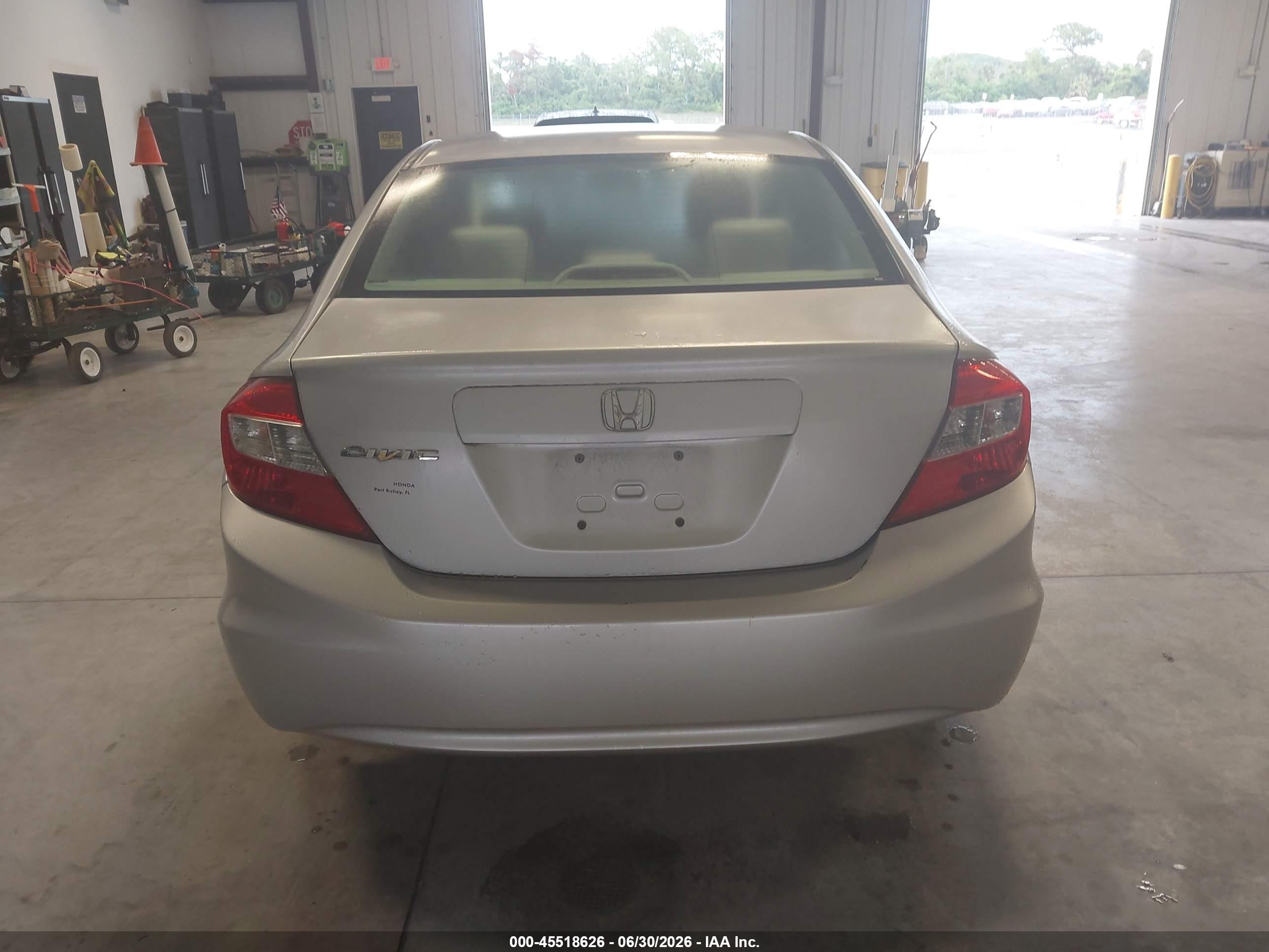 2012 Honda Civic Lx Серебряный vin: 19XFB2F5XCE075867