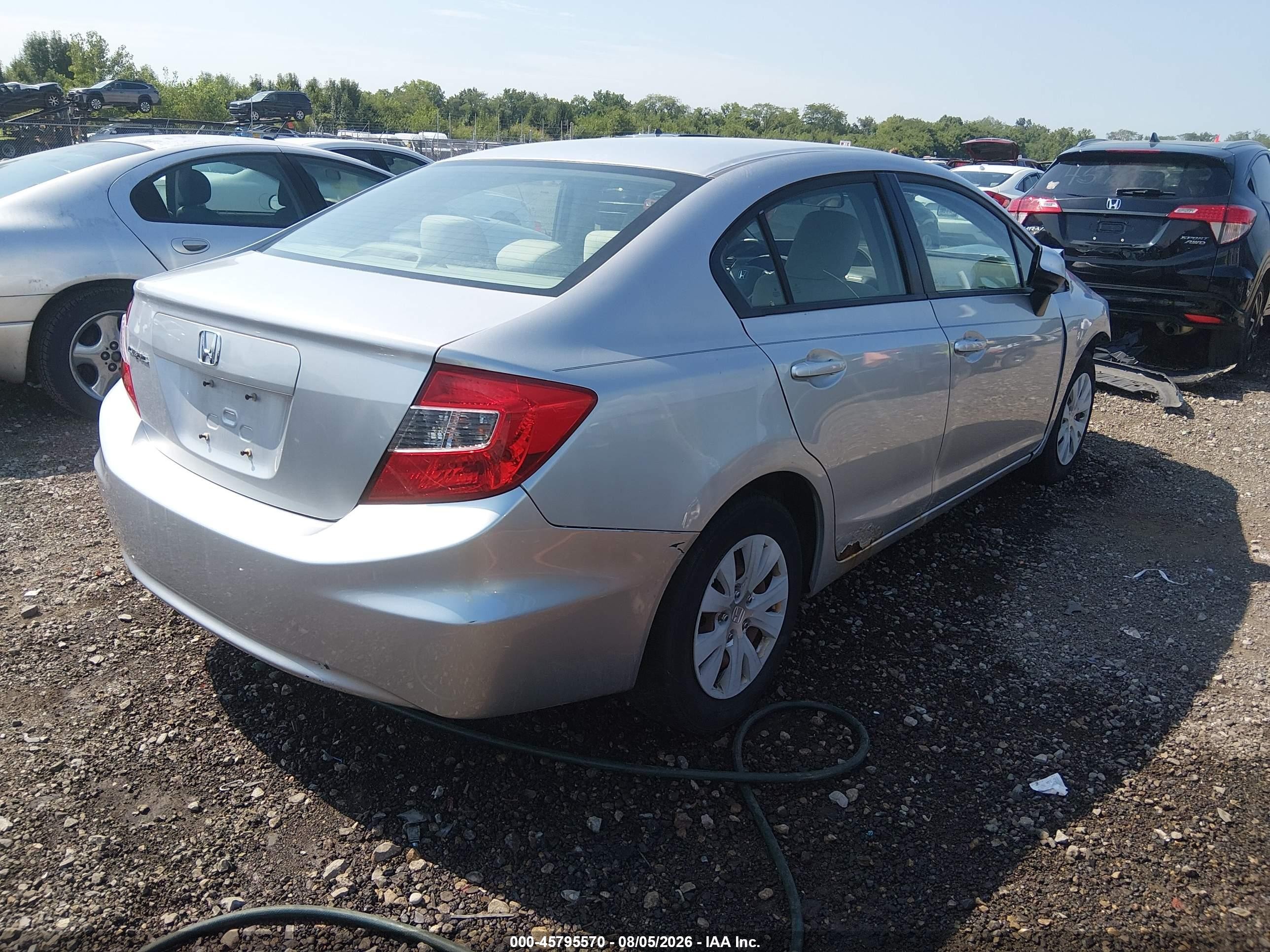 2012 Honda Civic Lx Silver vin: 19XFB2F5XCE098145