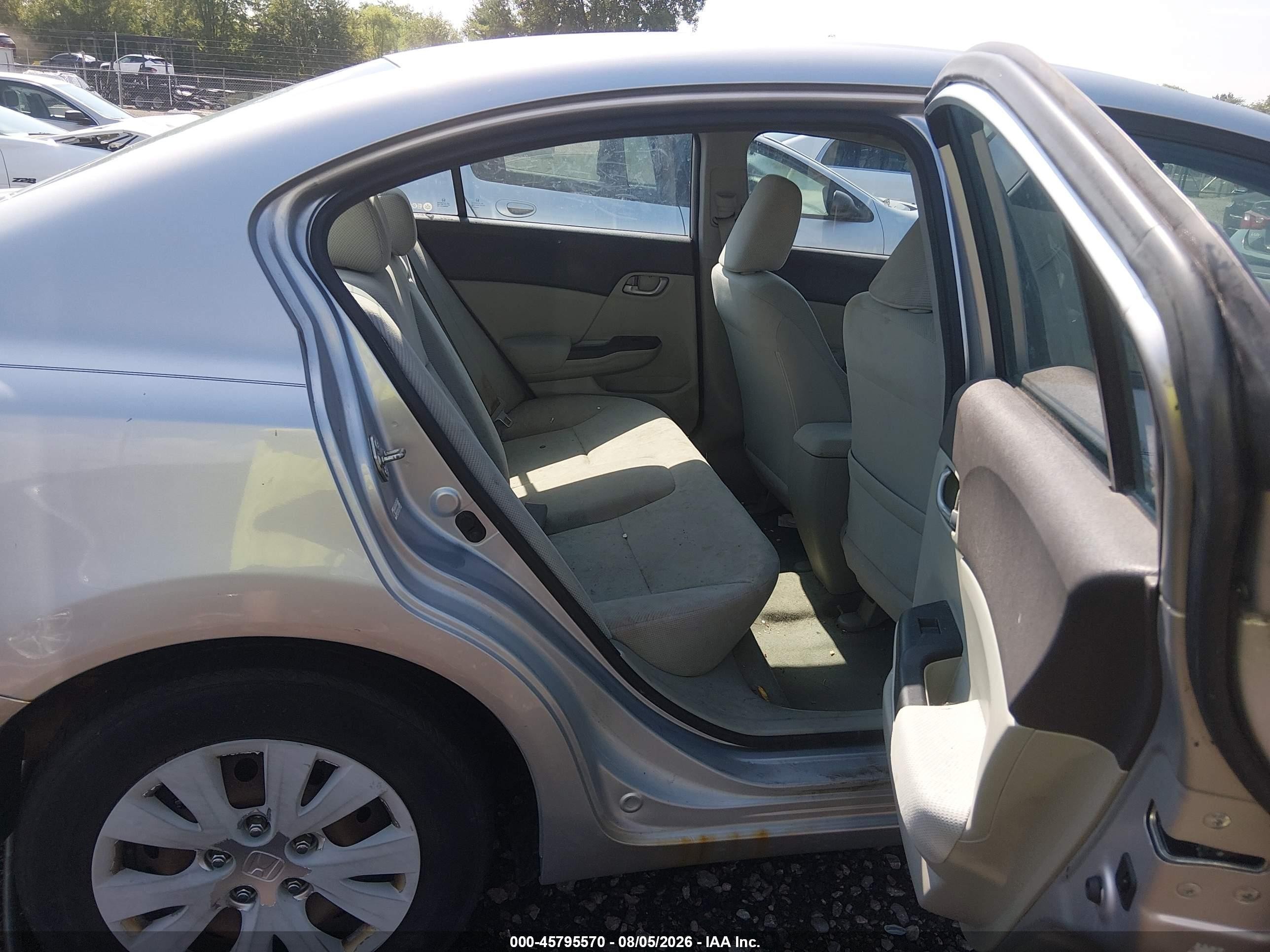 2012 Honda Civic Lx Silver vin: 19XFB2F5XCE098145