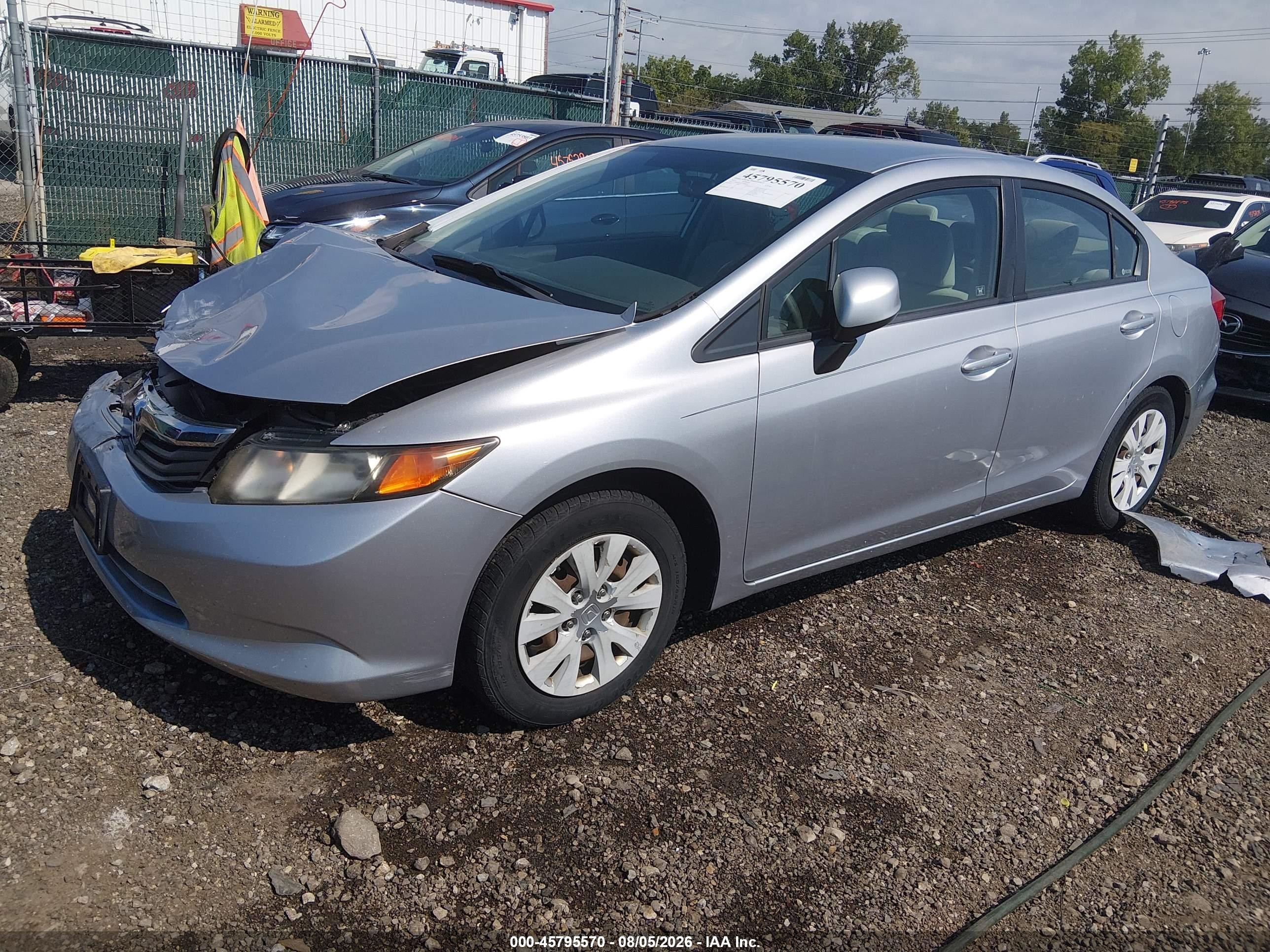 2012 Honda Civic Lx Silver vin: 19XFB2F5XCE098145