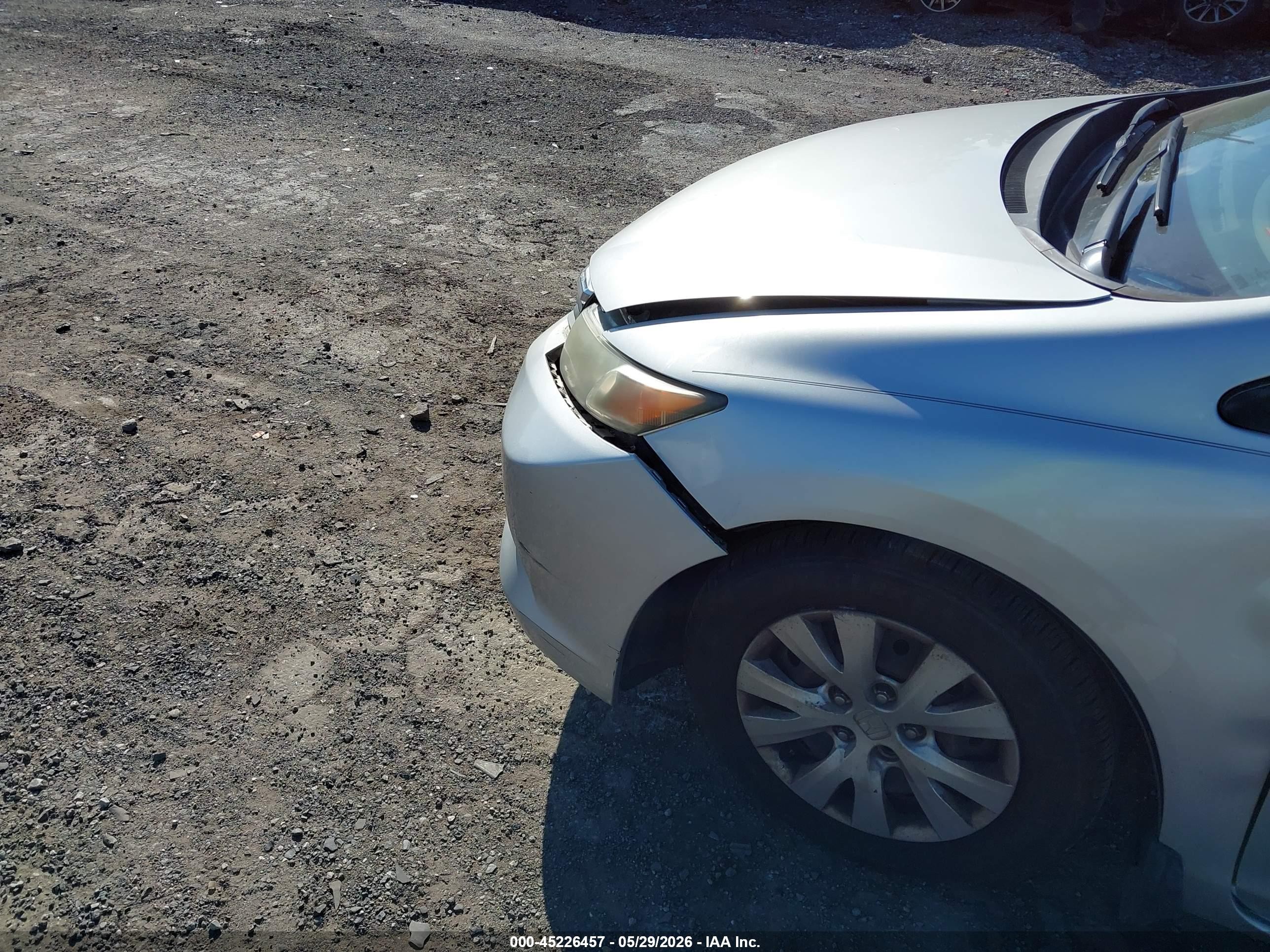 2012 Honda Civic Lx Серебряный vin: 19XFB2F5XCE355823