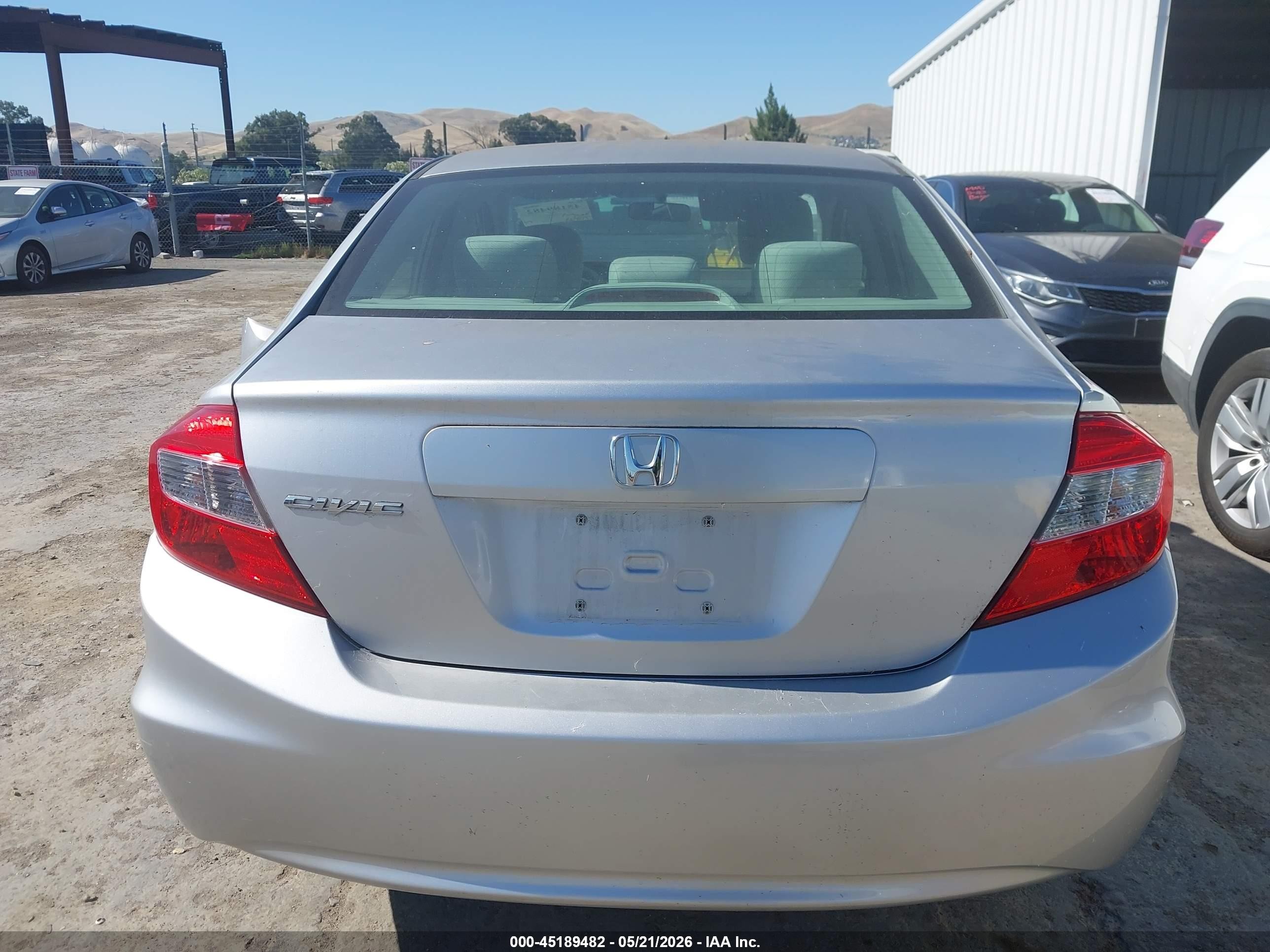 2012 Honda Civic Lx Silver vin: 19XFB2F5XCE367700