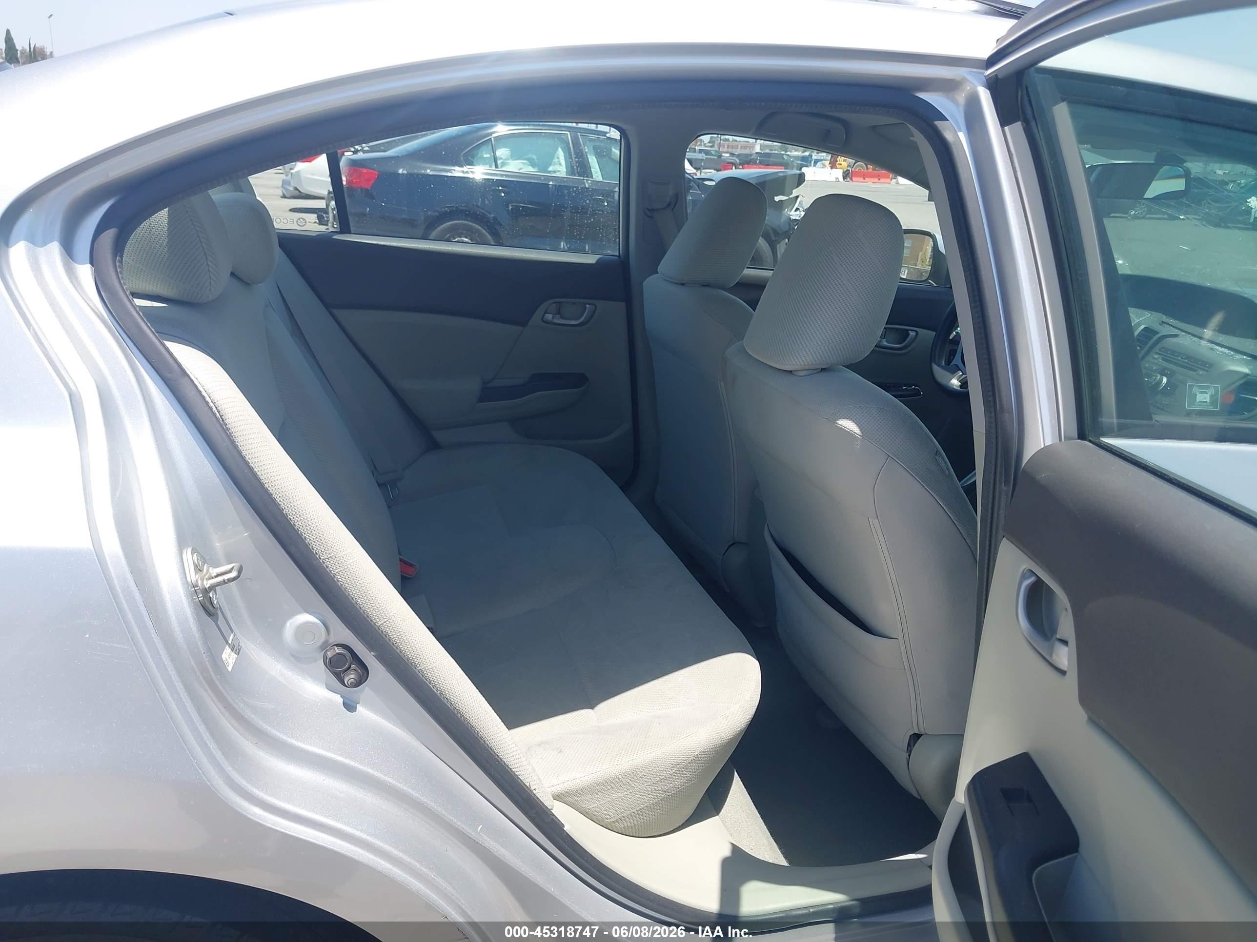 2012 Honda Civic Lx Silver vin: 19XFB2F5XCE367857