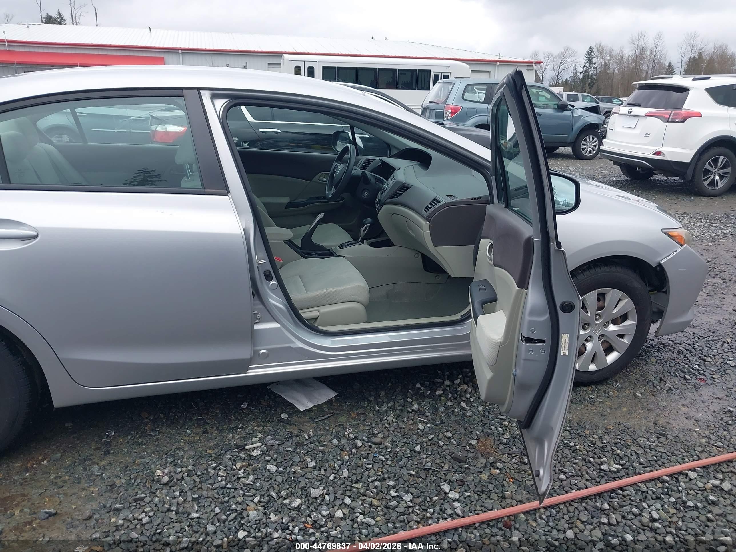 2012 Honda Civic Lx Silver vin: 19XFB2F5XCE369382