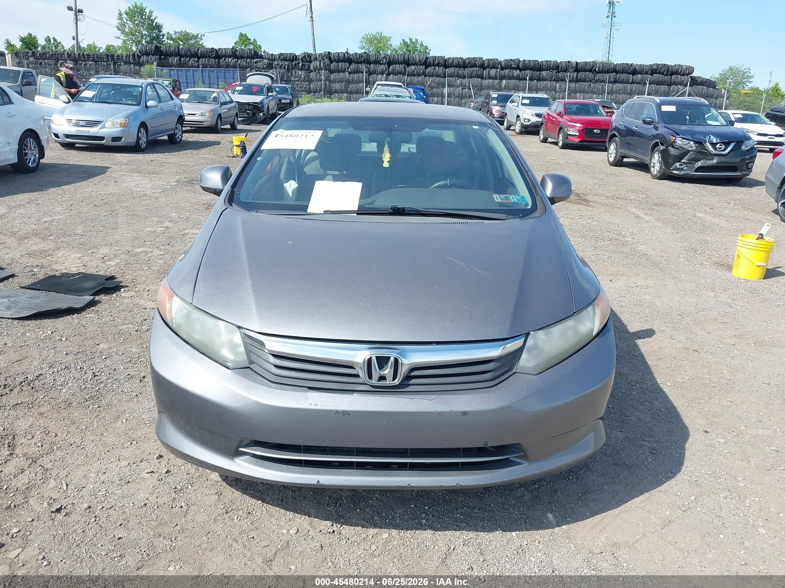 2012 Honda Civic Lx Tan vin: 19XFB2F5XCE387221