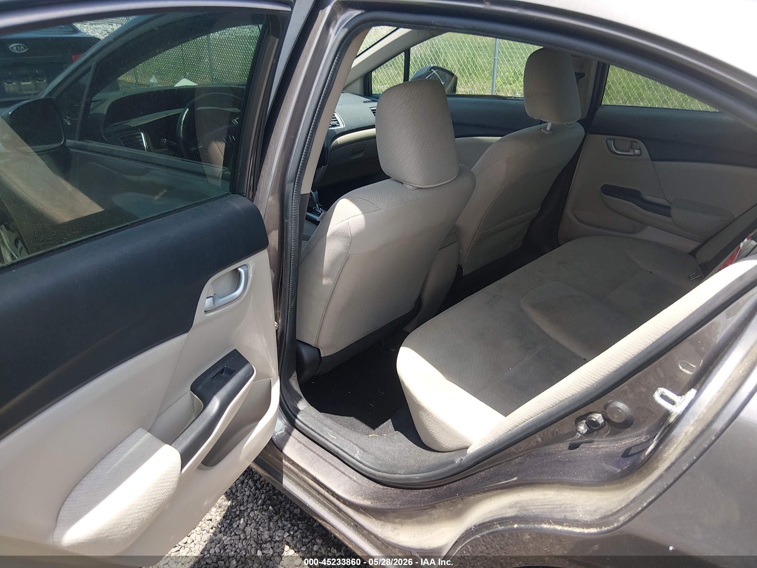 2013 Honda Civic Lx Gray vin: 19XFB2F5XDE087745
