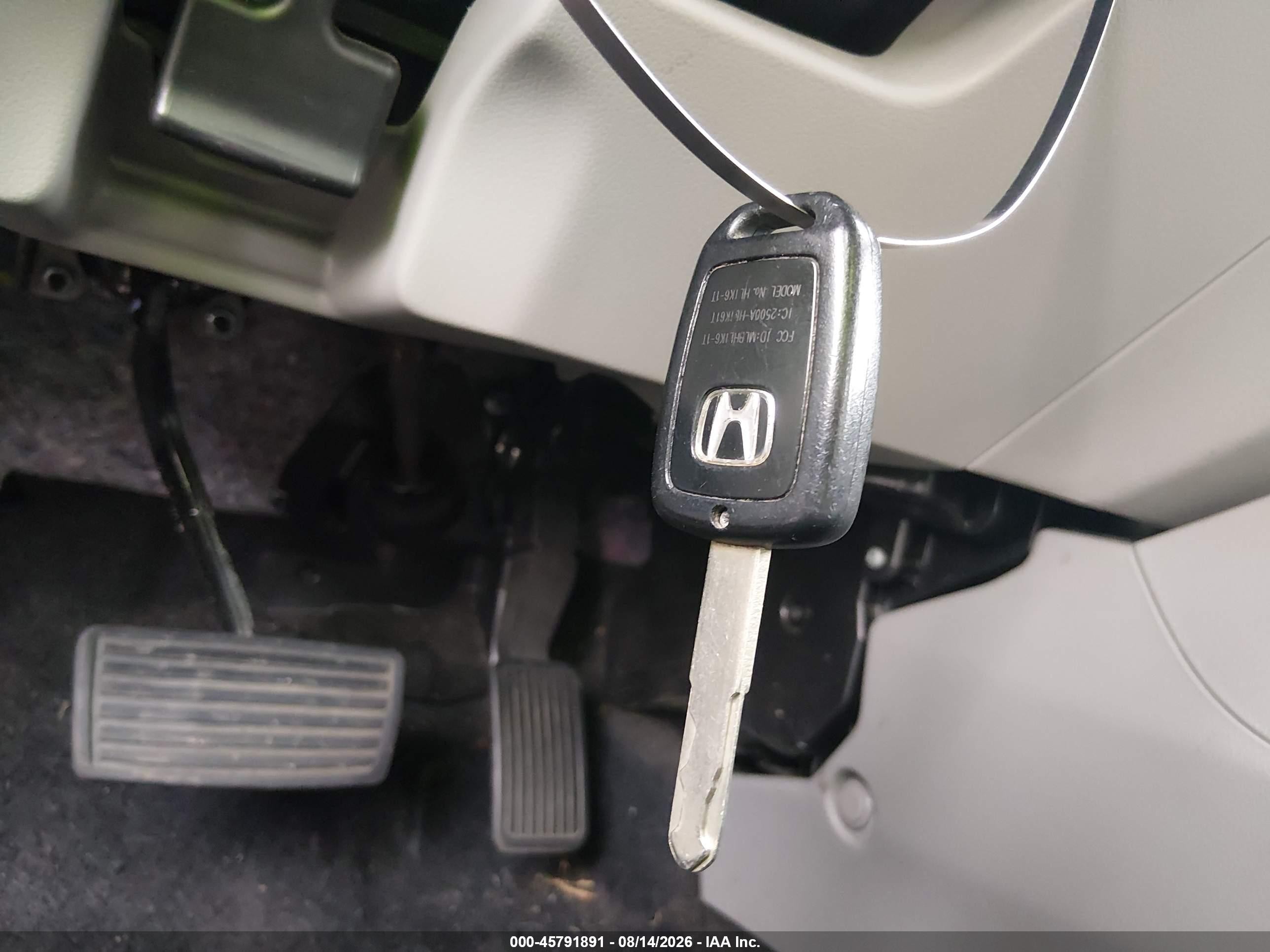 2014 Honda Civic Lx Blue vin: 19XFB2F5XEE212714