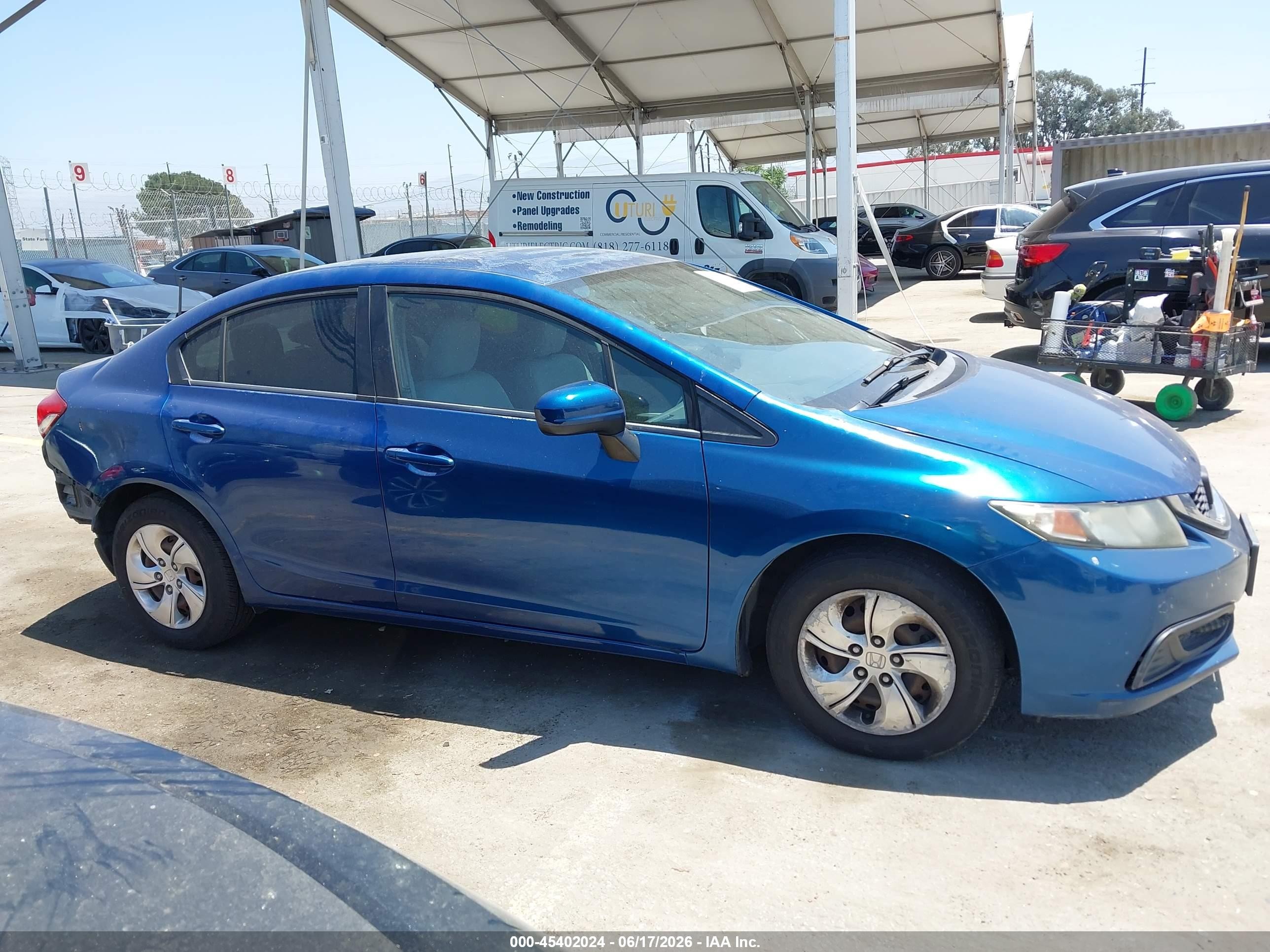 2014 Honda Civic Lx Blue vin: 19XFB2F5XEE222823