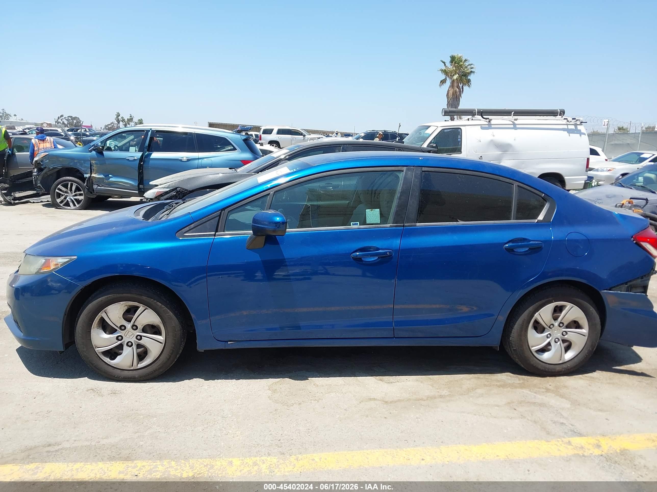 2014 Honda Civic Lx Blue vin: 19XFB2F5XEE222823
