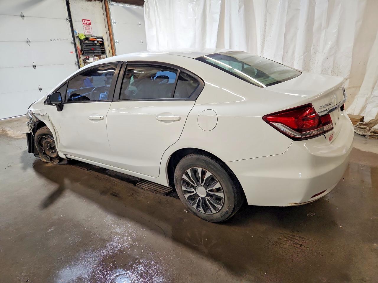 2015 Honda Civic Lx Белый vin: 19XFB2F5XFE101615