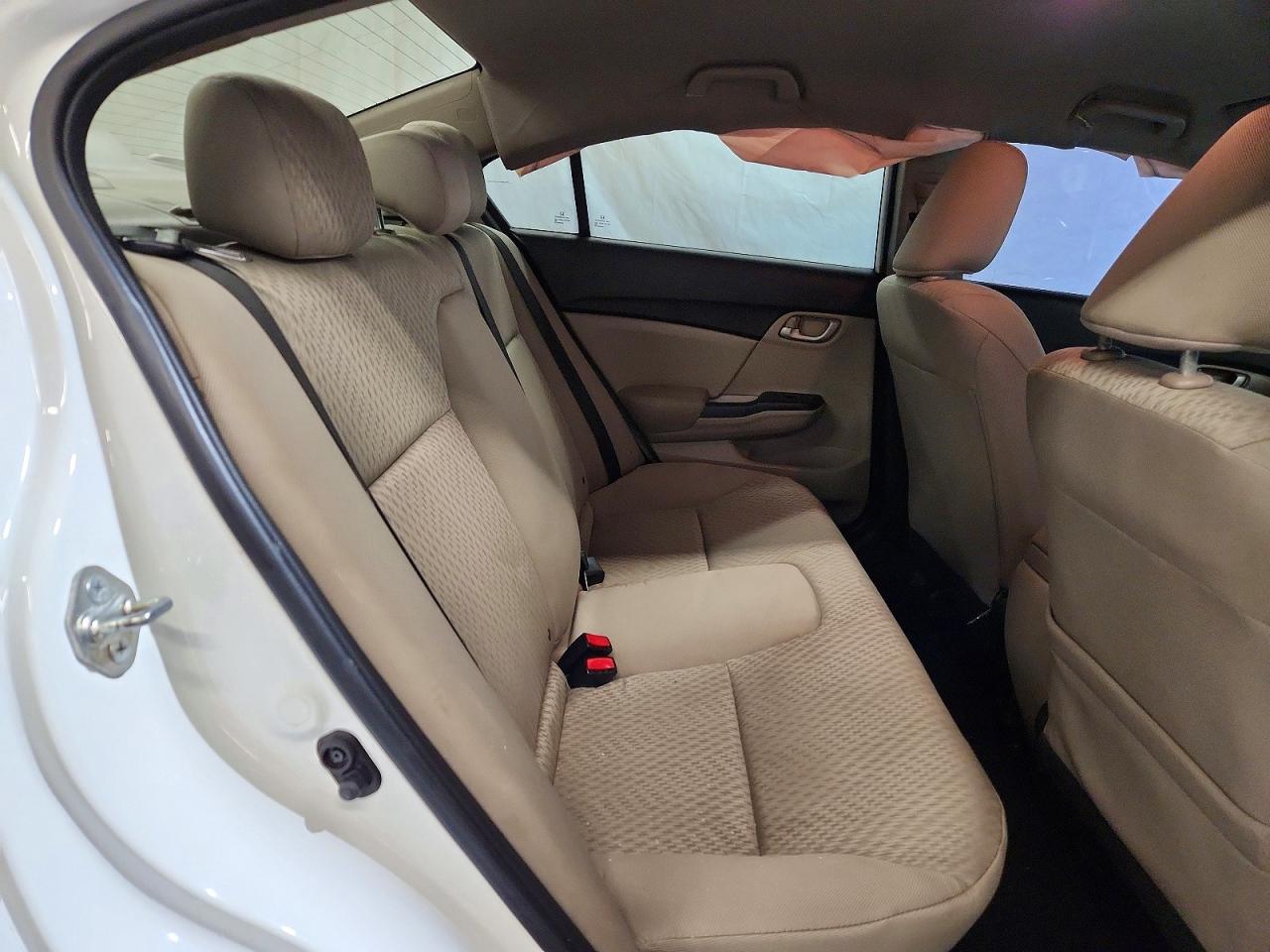 2015 Honda Civic Lx Белый vin: 19XFB2F5XFE101615