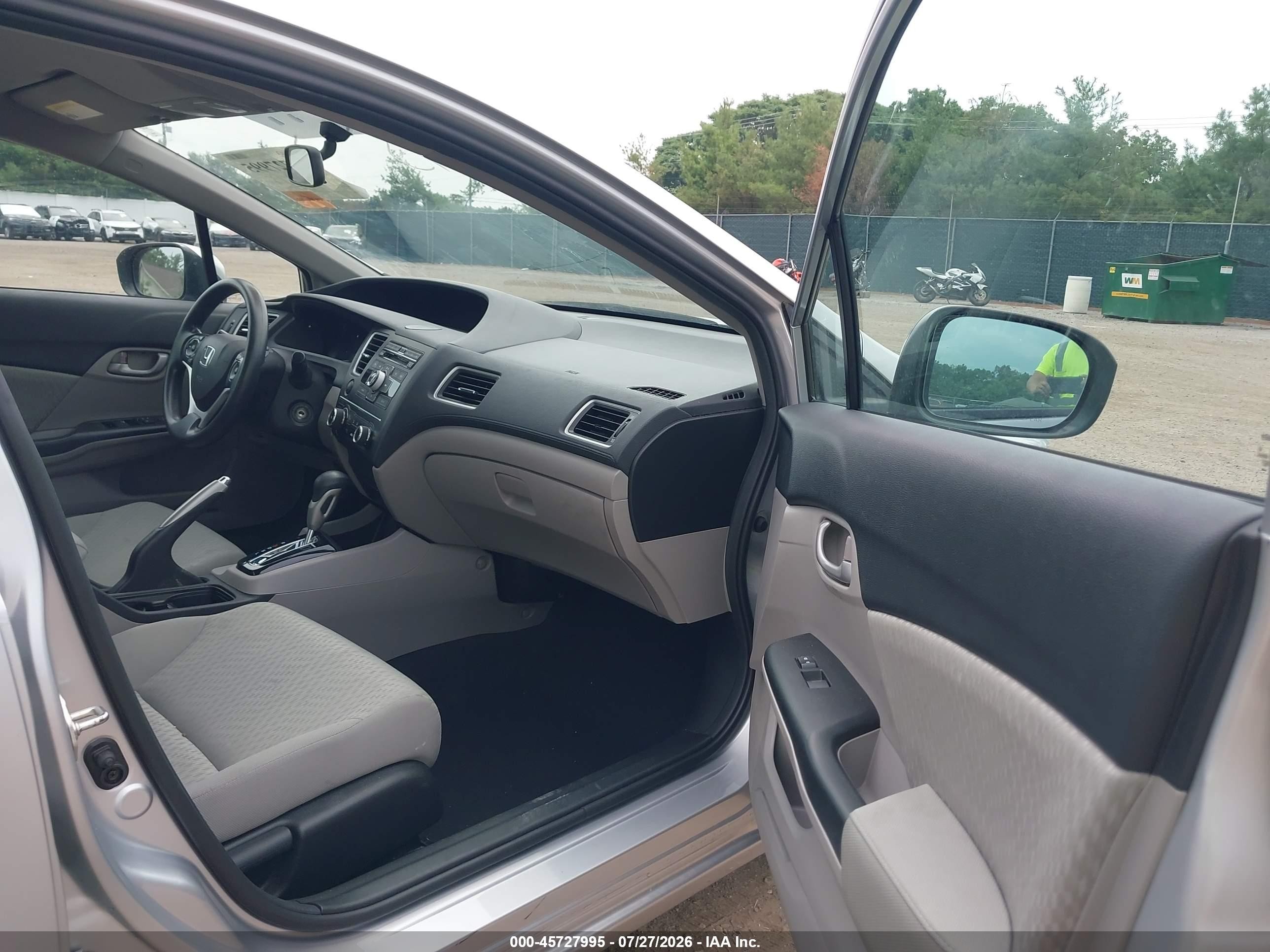 2015 Honda Civic Lx Silver vin: 19XFB2F5XFE112369