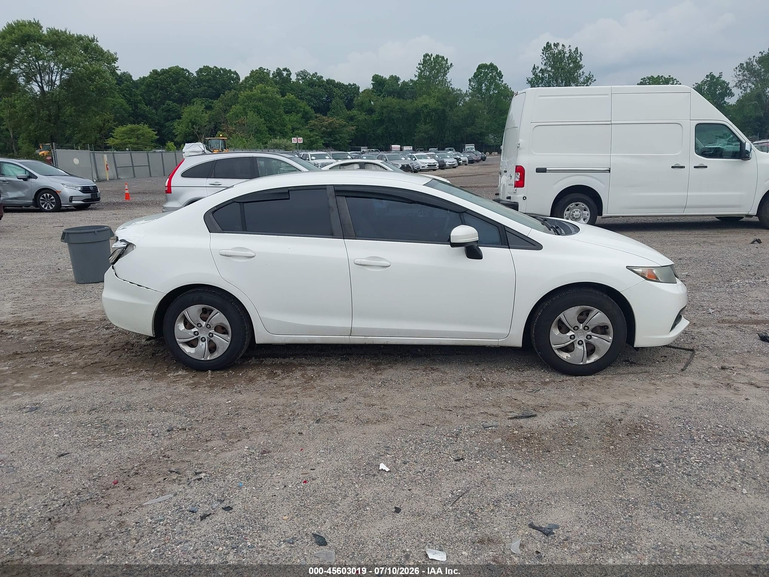 2015 Honda Civic Lx White vin: 19XFB2F5XFE214707