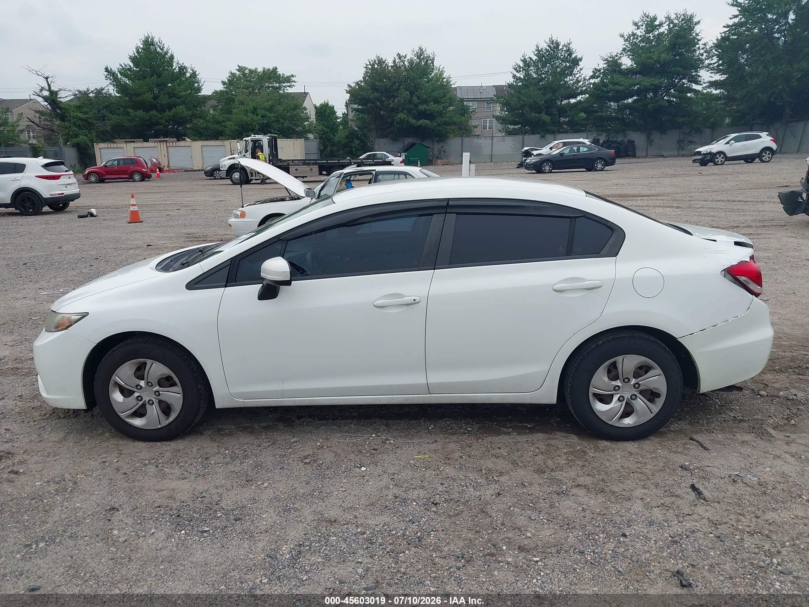 2015 Honda Civic Lx White vin: 19XFB2F5XFE214707