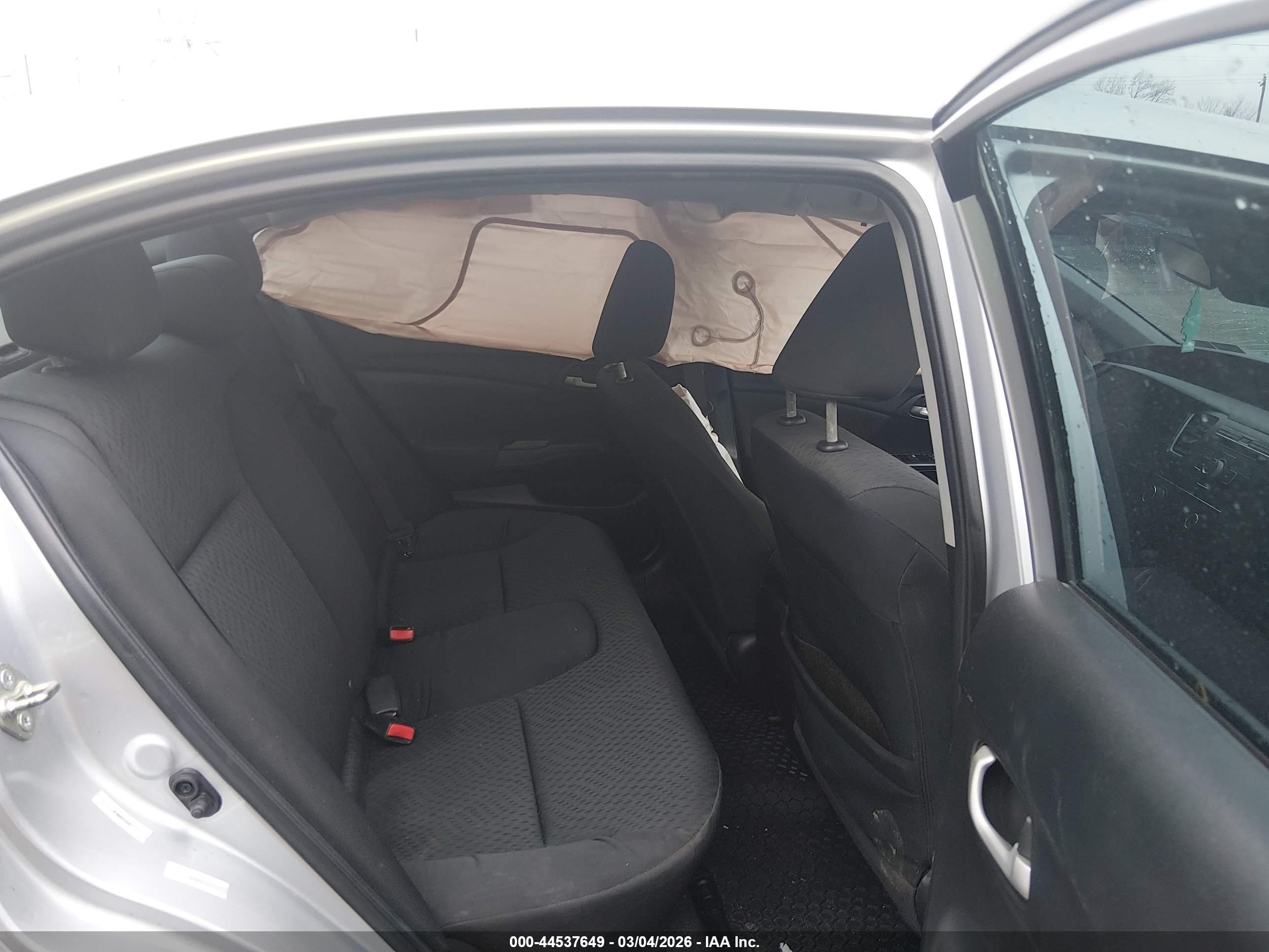 2015 Honda Civic Lx Silver vin: 19XFB2F5XFE232060