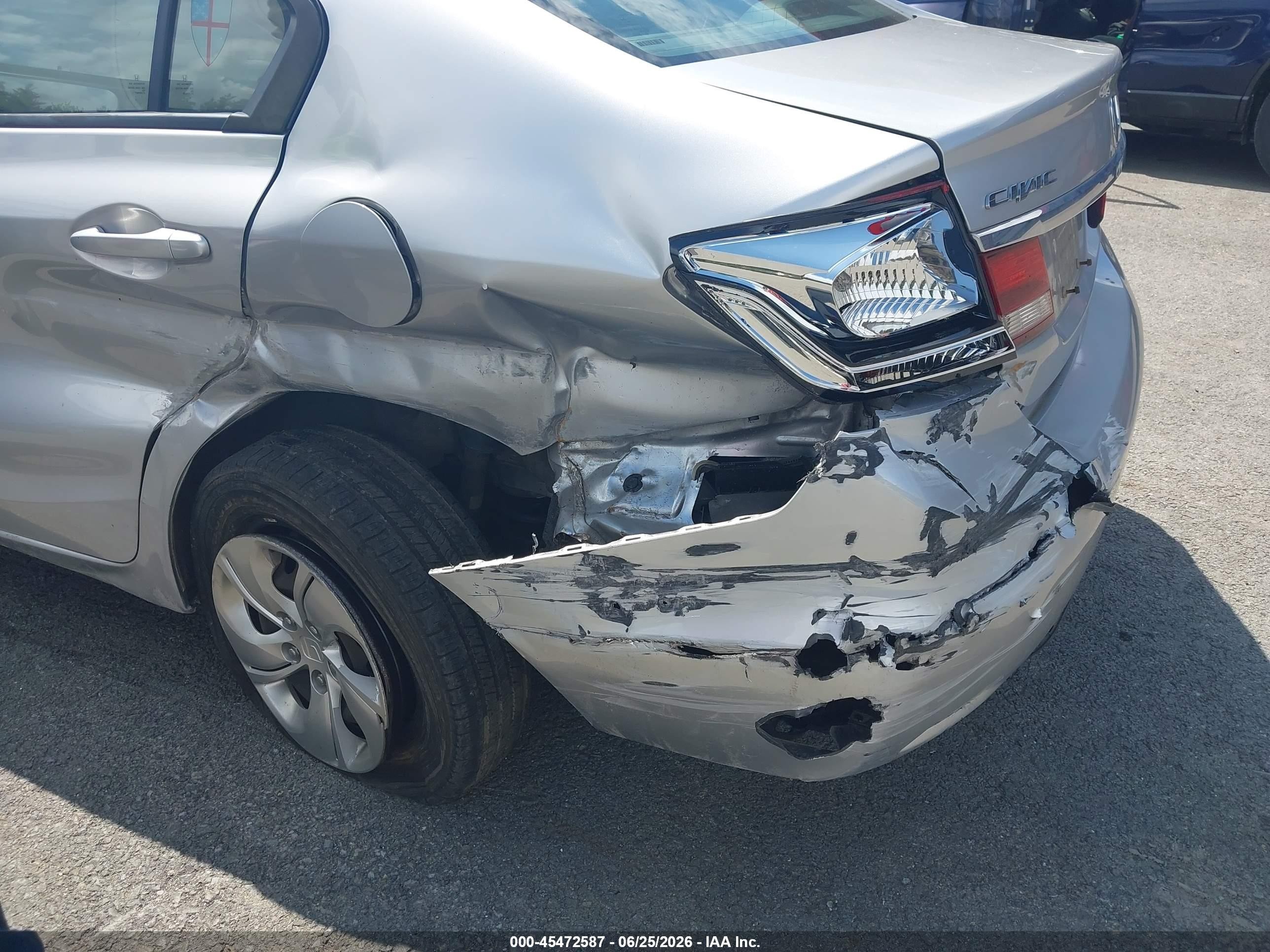 2015 Honda Civic Lx Silver vin: 19XFB2F5XFE261946