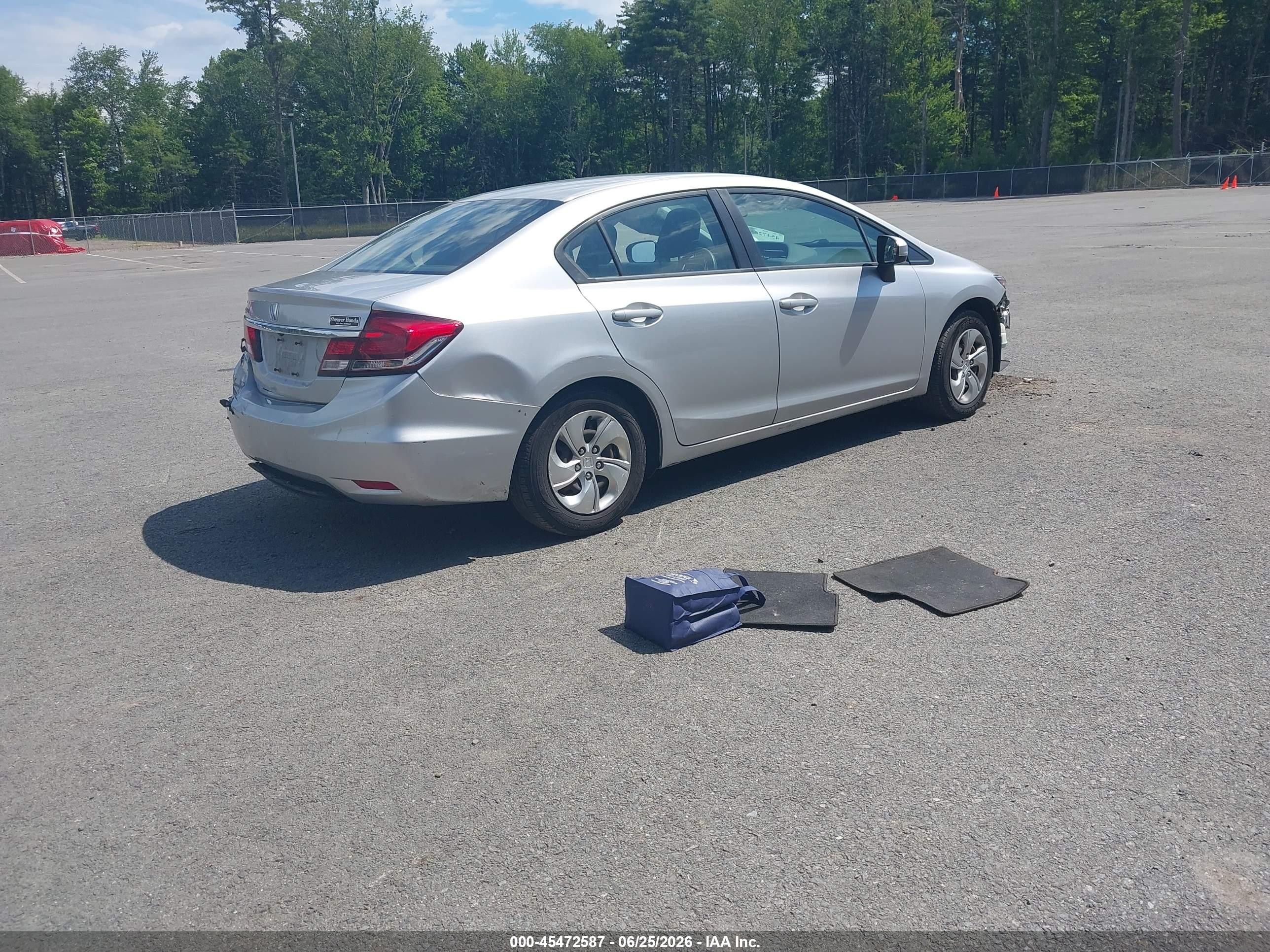 2015 Honda Civic Lx Silver vin: 19XFB2F5XFE261946