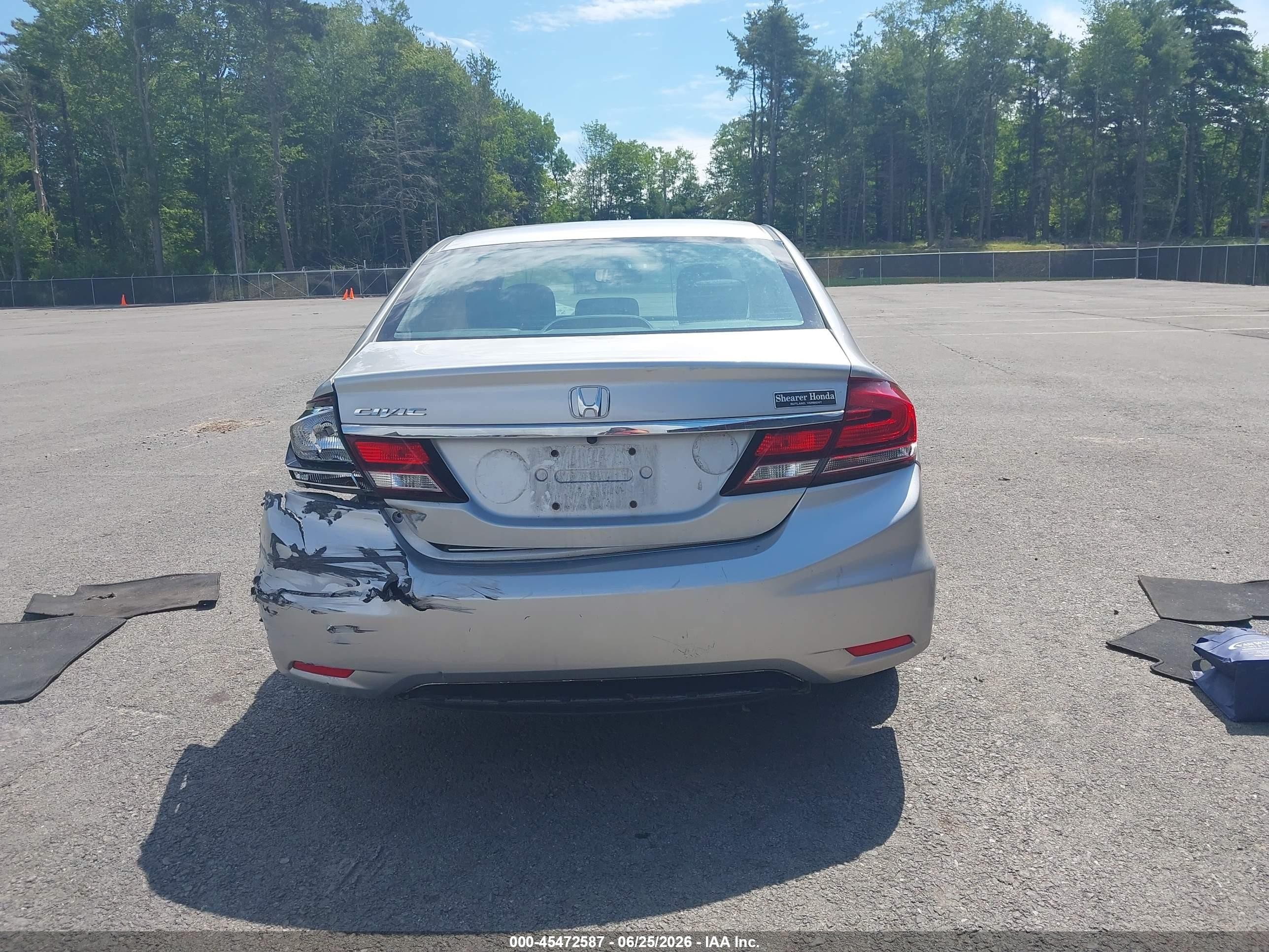 2015 Honda Civic Lx Silver vin: 19XFB2F5XFE261946