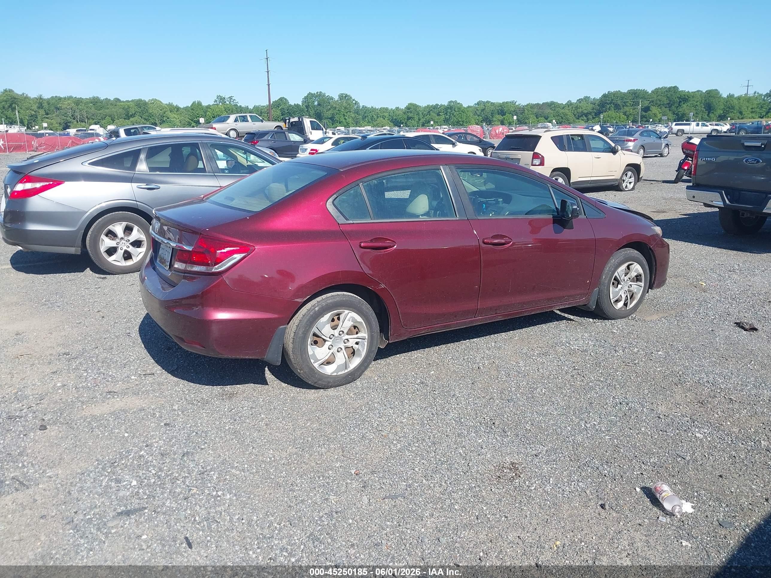2015 Honda Civic Lx Burgundy vin: 19XFB2F5XFE268010