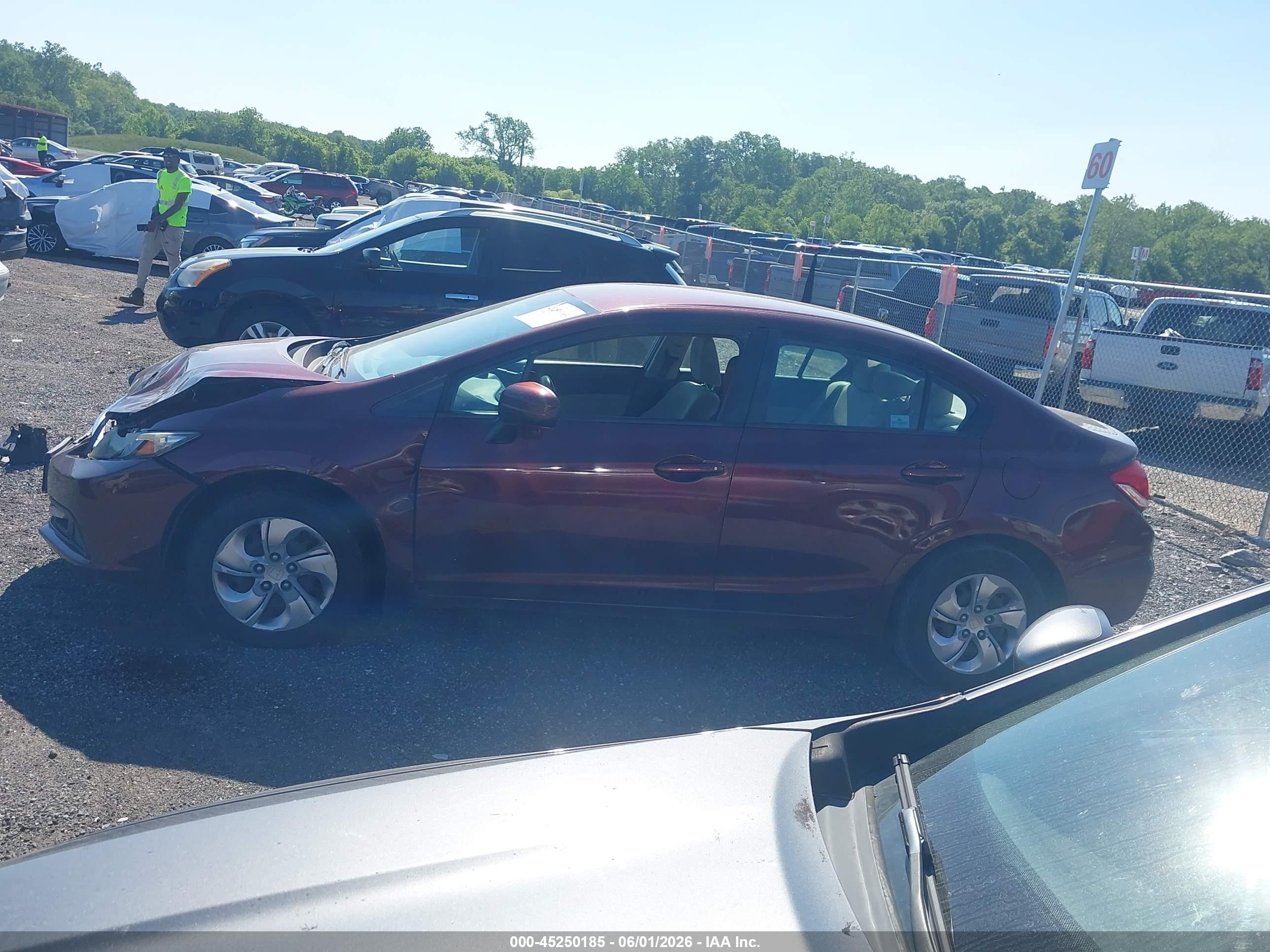 2015 Honda Civic Lx Burgundy vin: 19XFB2F5XFE268010