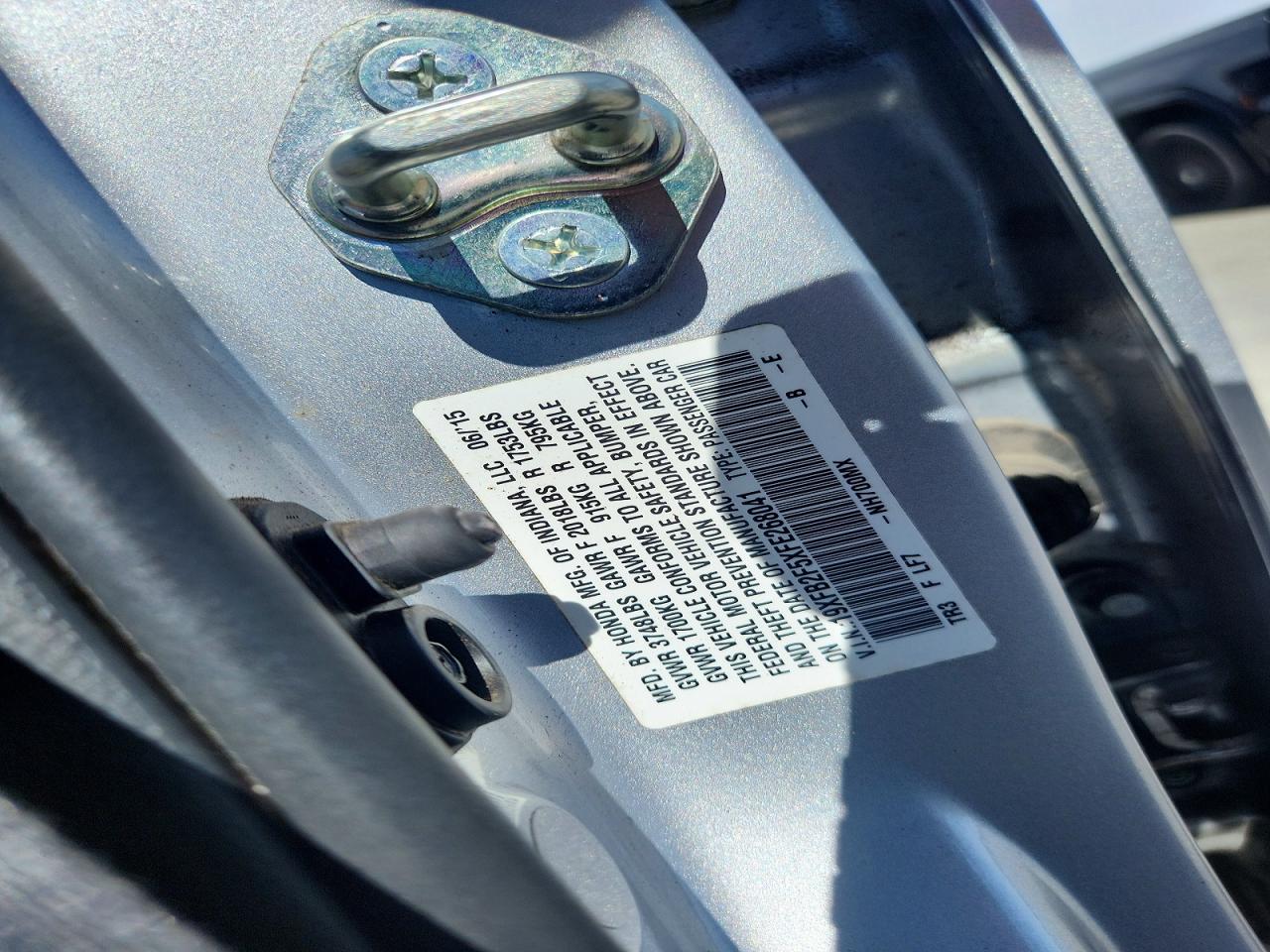 2015 Honda Civic Lx Серебряный vin: 19XFB2F5XFE268041