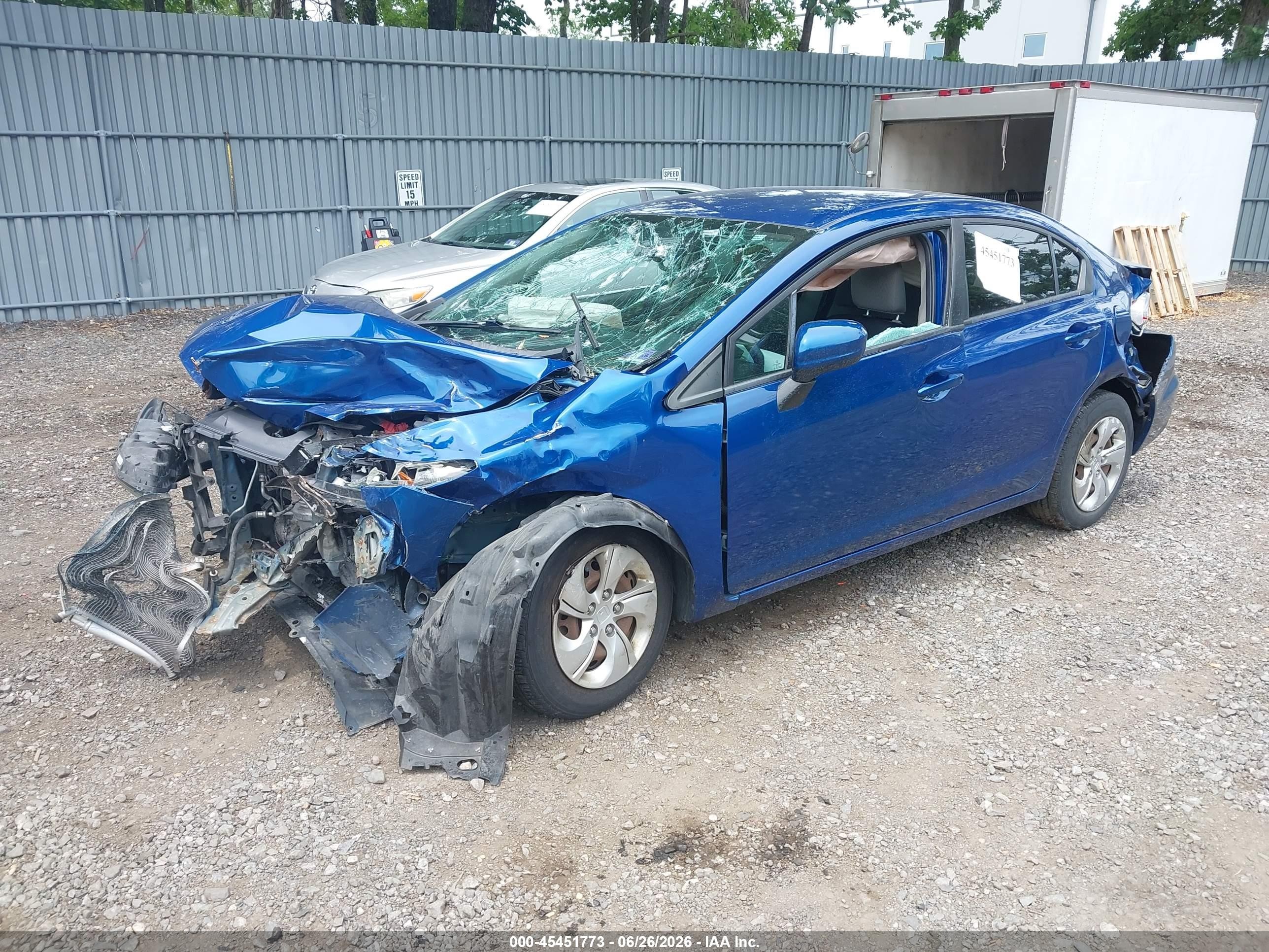 2015 Honda Civic Lx Blue vin: 19XFB2F5XFE276883