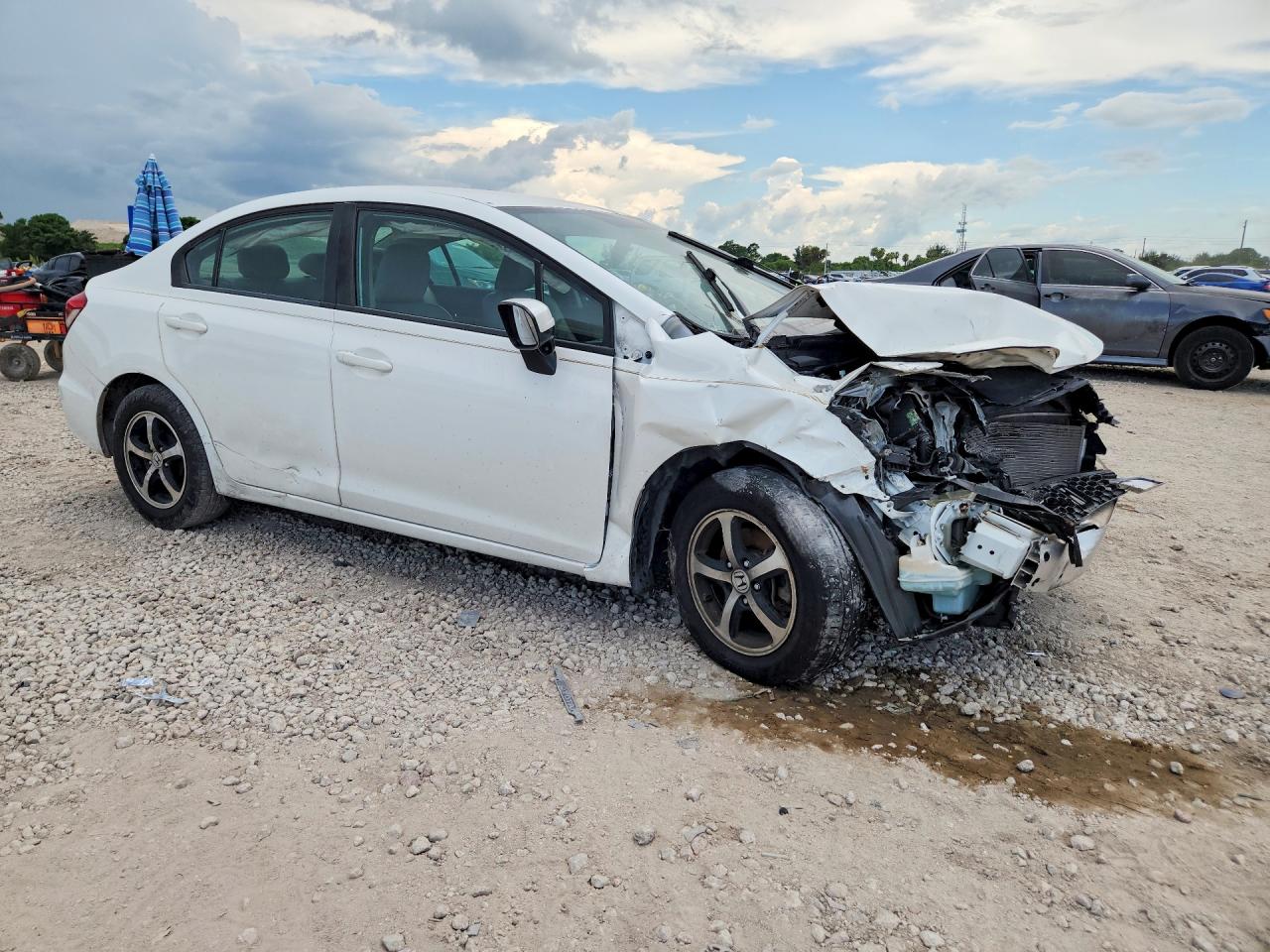 2015 Honda Civic Se Белый vin: 19XFB2F79FE117998