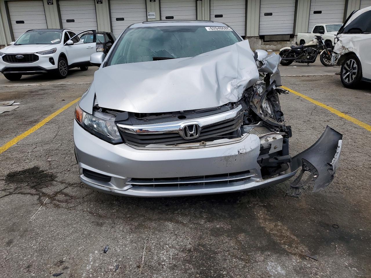 2012 Honda Civic Ex Серебряный vin: 19XFB2F80CE100009