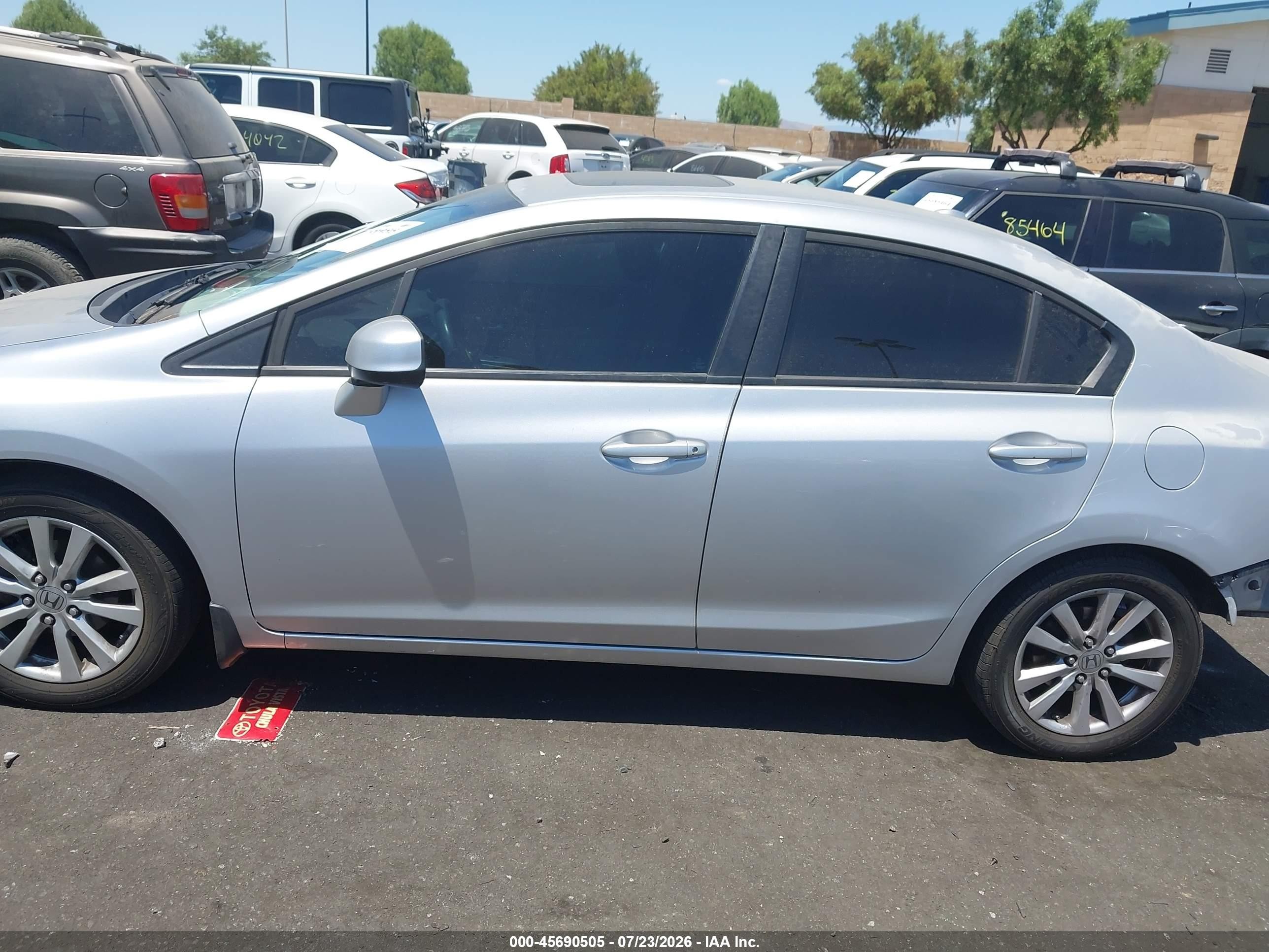 2012 Honda Civic Ex Silver vin: 19XFB2F80CE311467