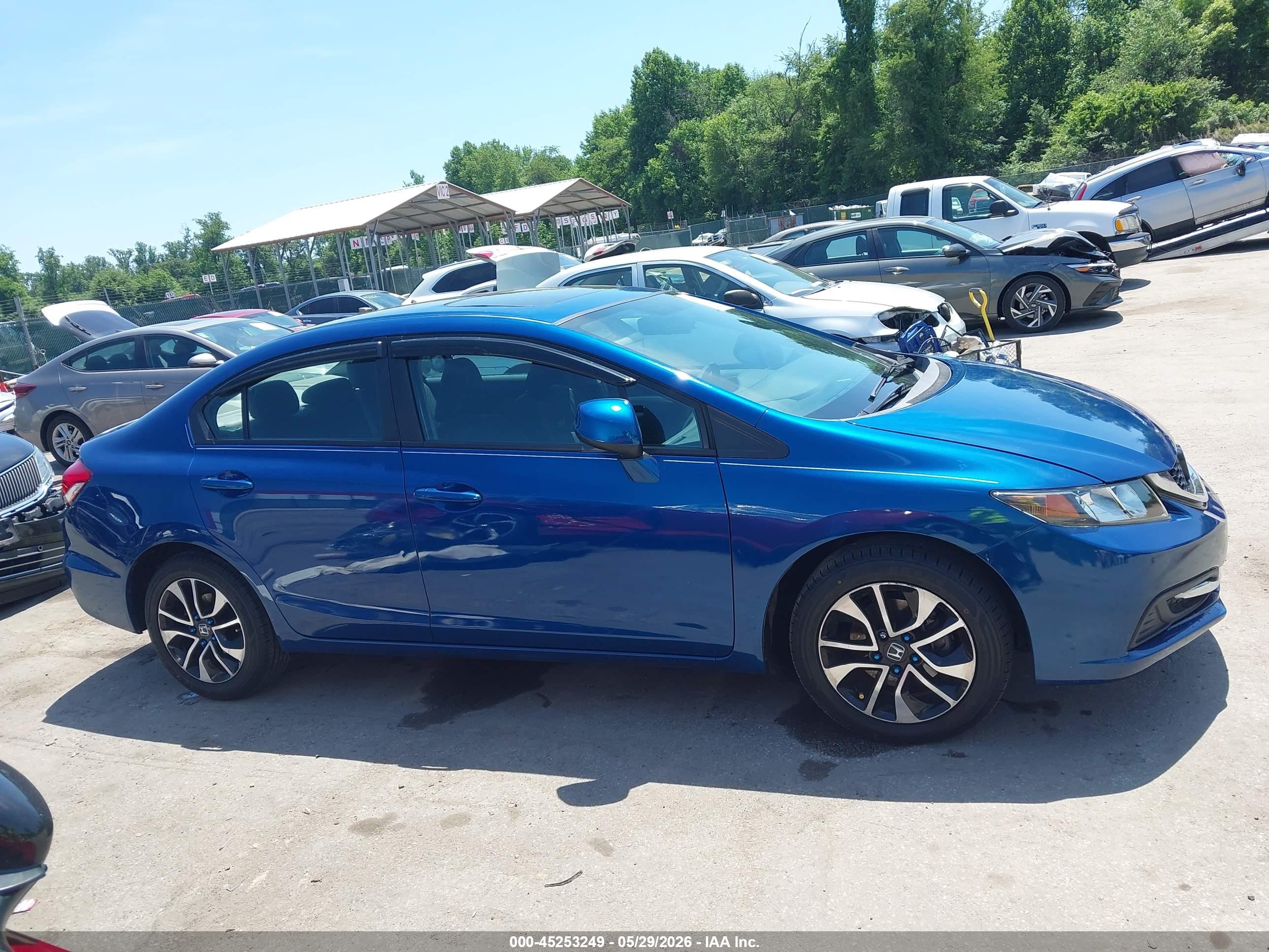 2013 Honda Civic Ex Blue vin: 19XFB2F80DE030657