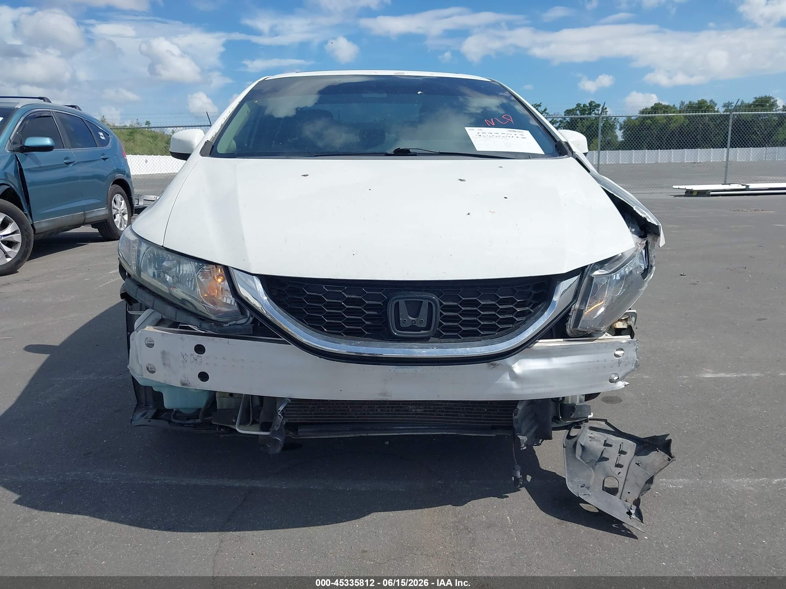 2013 Honda Civic Ex White vin: 19XFB2F80DE050844