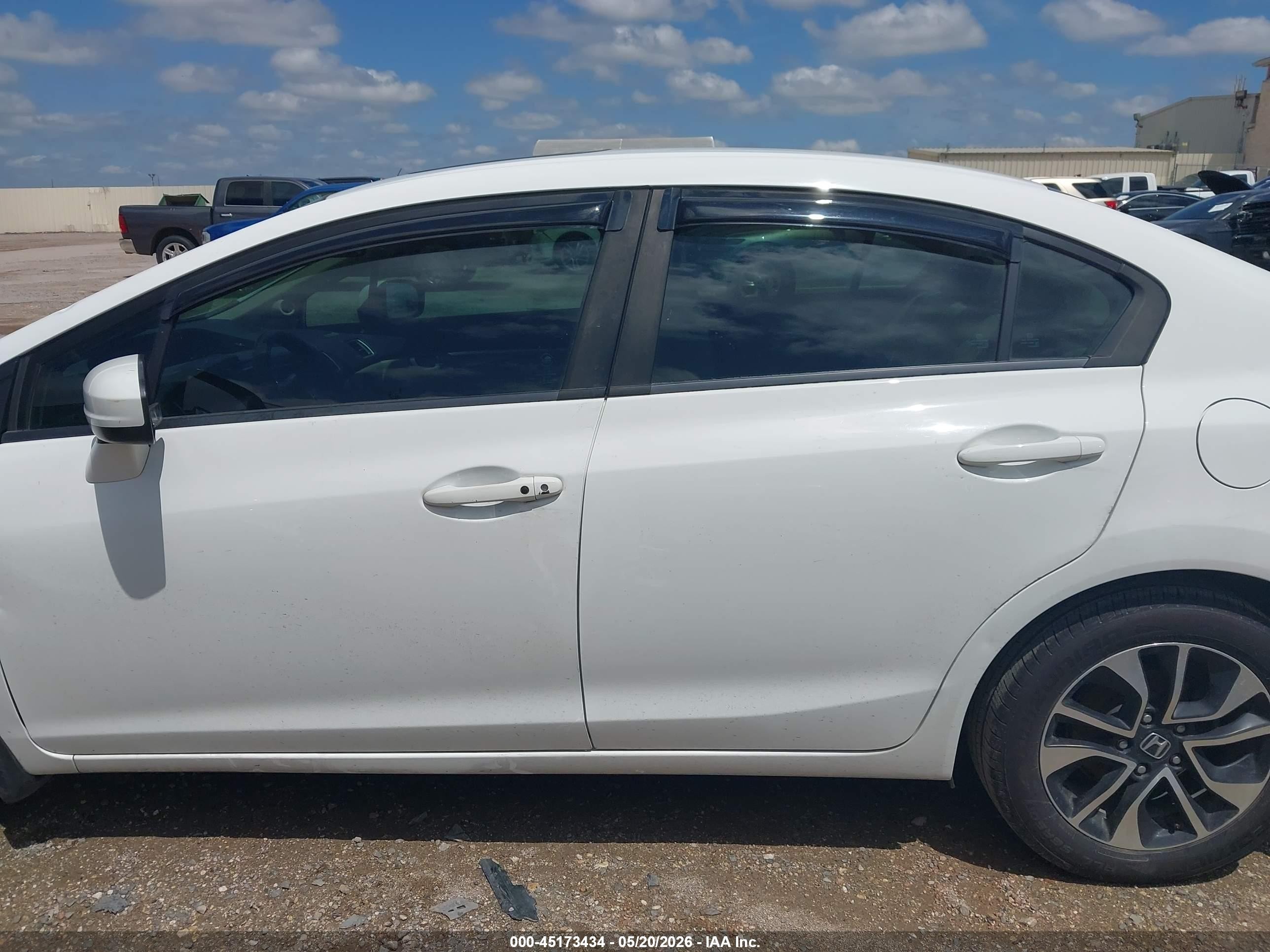 2015 Honda Civic Ex White vin: 19XFB2F81FE019427