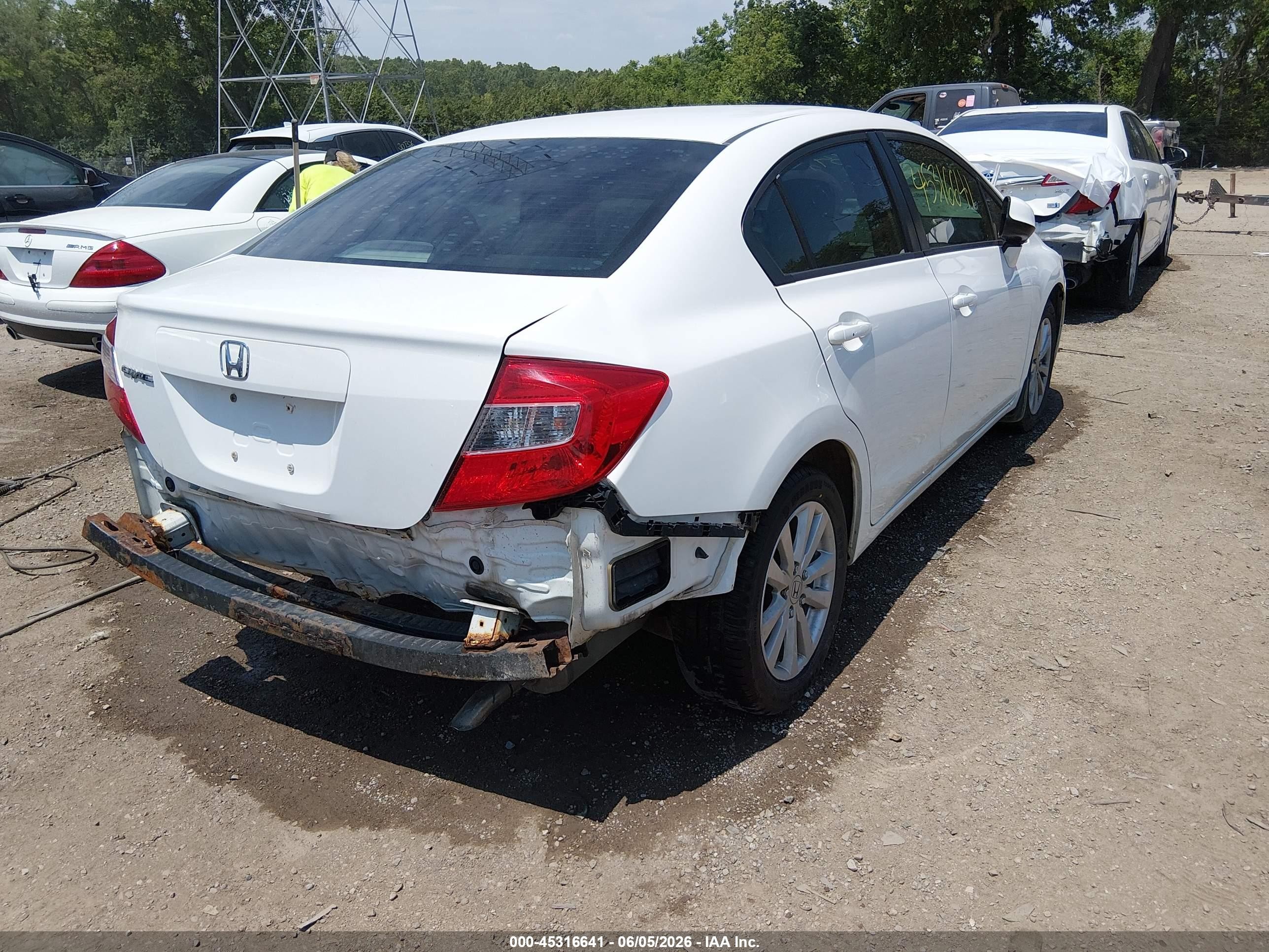2012 Honda Civic Ex White vin: 19XFB2F82CE078482