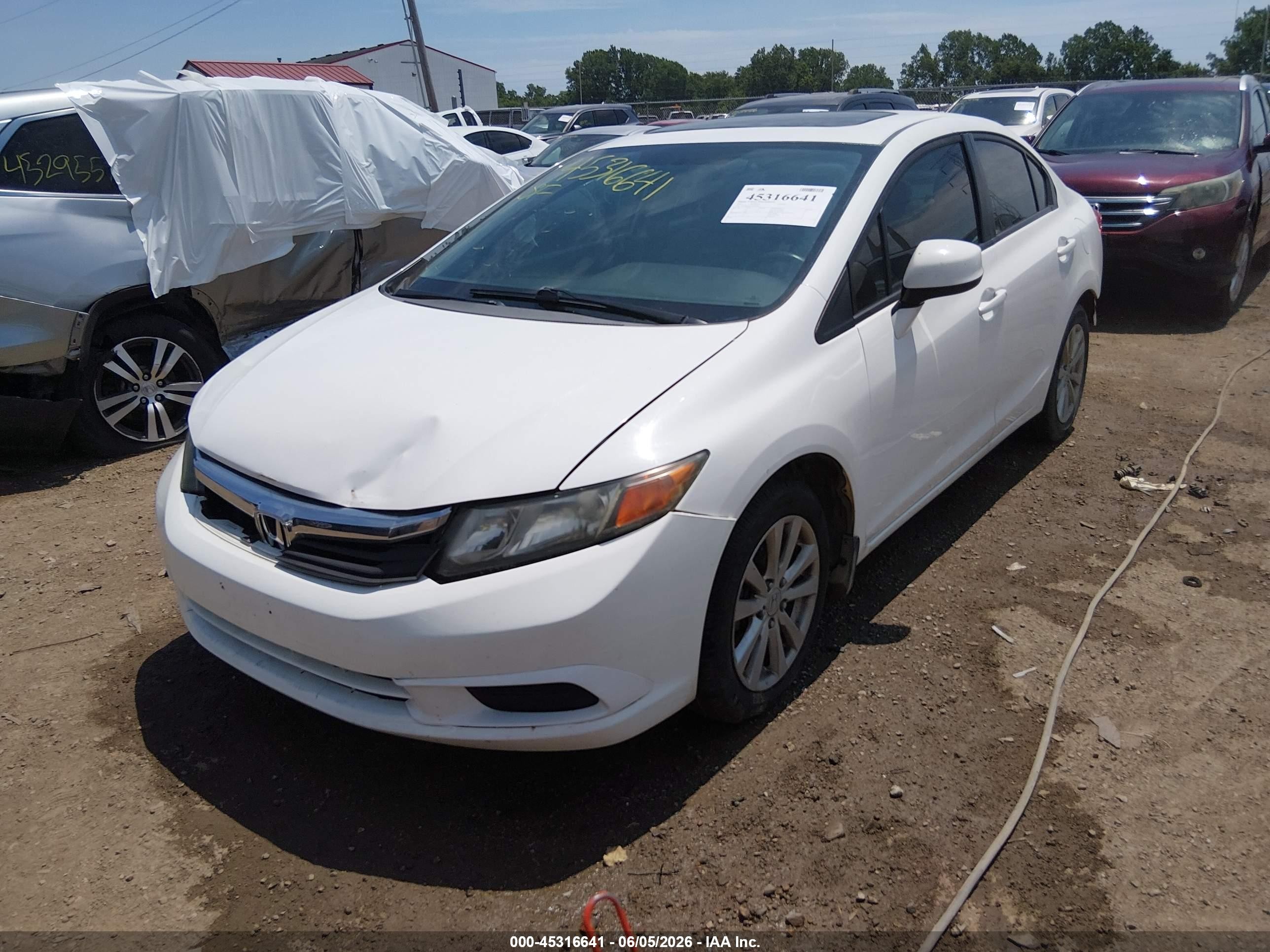 2012 Honda Civic Ex White vin: 19XFB2F82CE078482