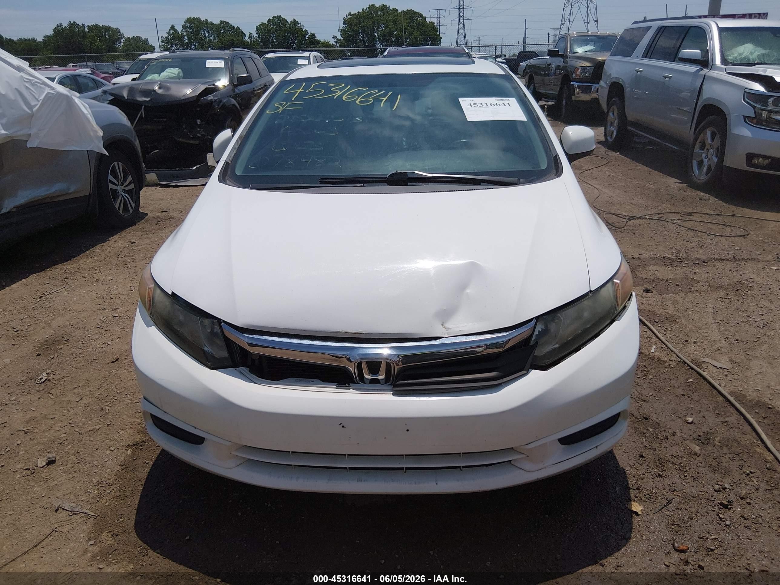 2012 Honda Civic Ex White vin: 19XFB2F82CE078482