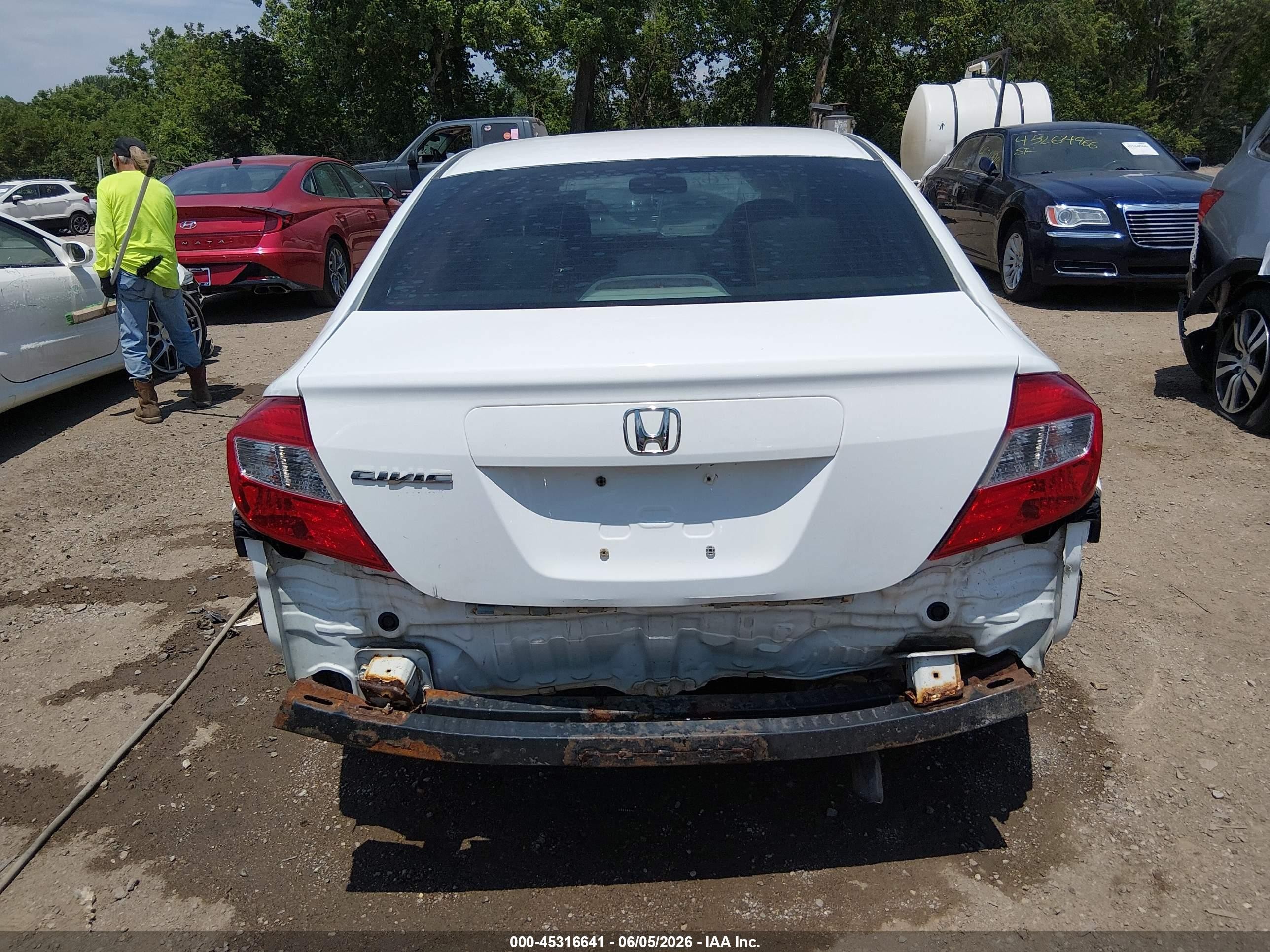 2012 Honda Civic Ex White vin: 19XFB2F82CE078482
