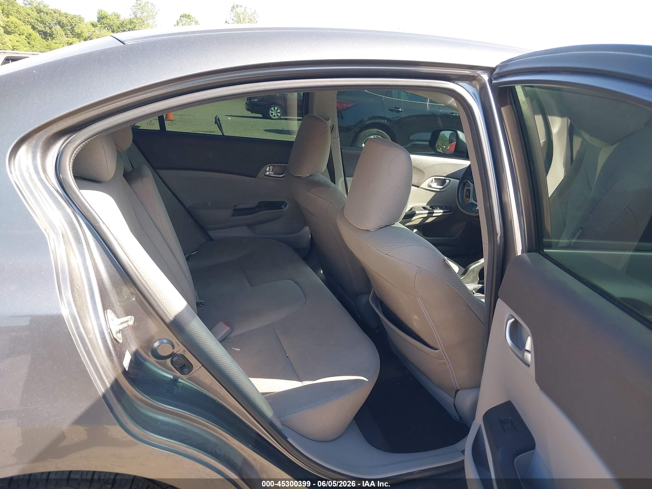 2012 Honda Civic Ex Gray vin: 19XFB2F82CE381942