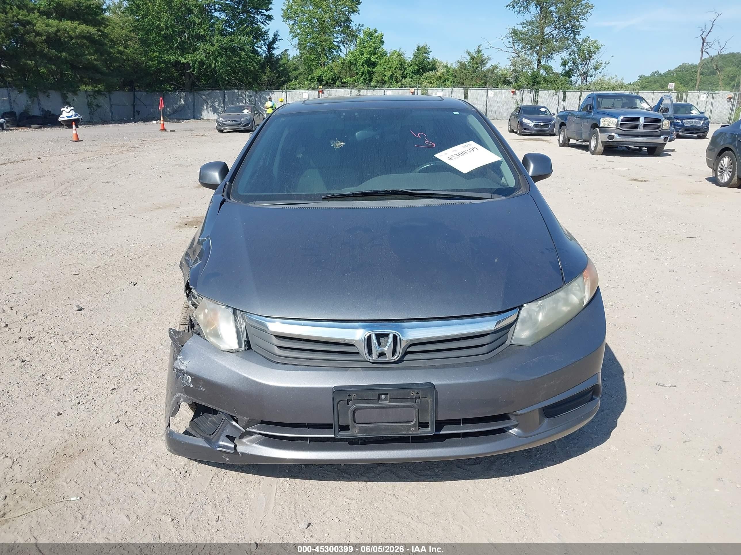 2012 Honda Civic Ex Gray vin: 19XFB2F82CE381942