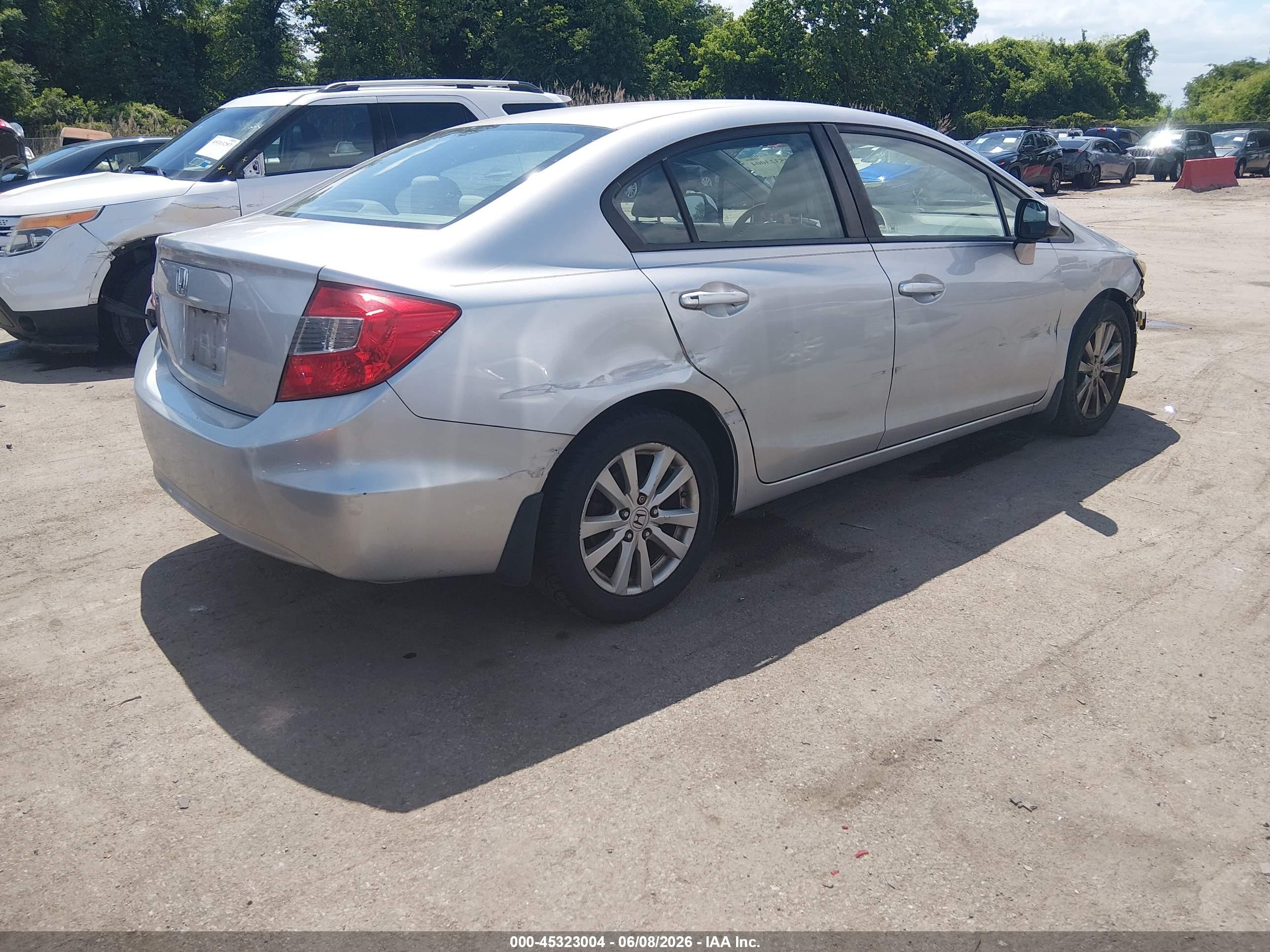 2012 Honda Civic Ex Silver vin: 19XFB2F82CE390835